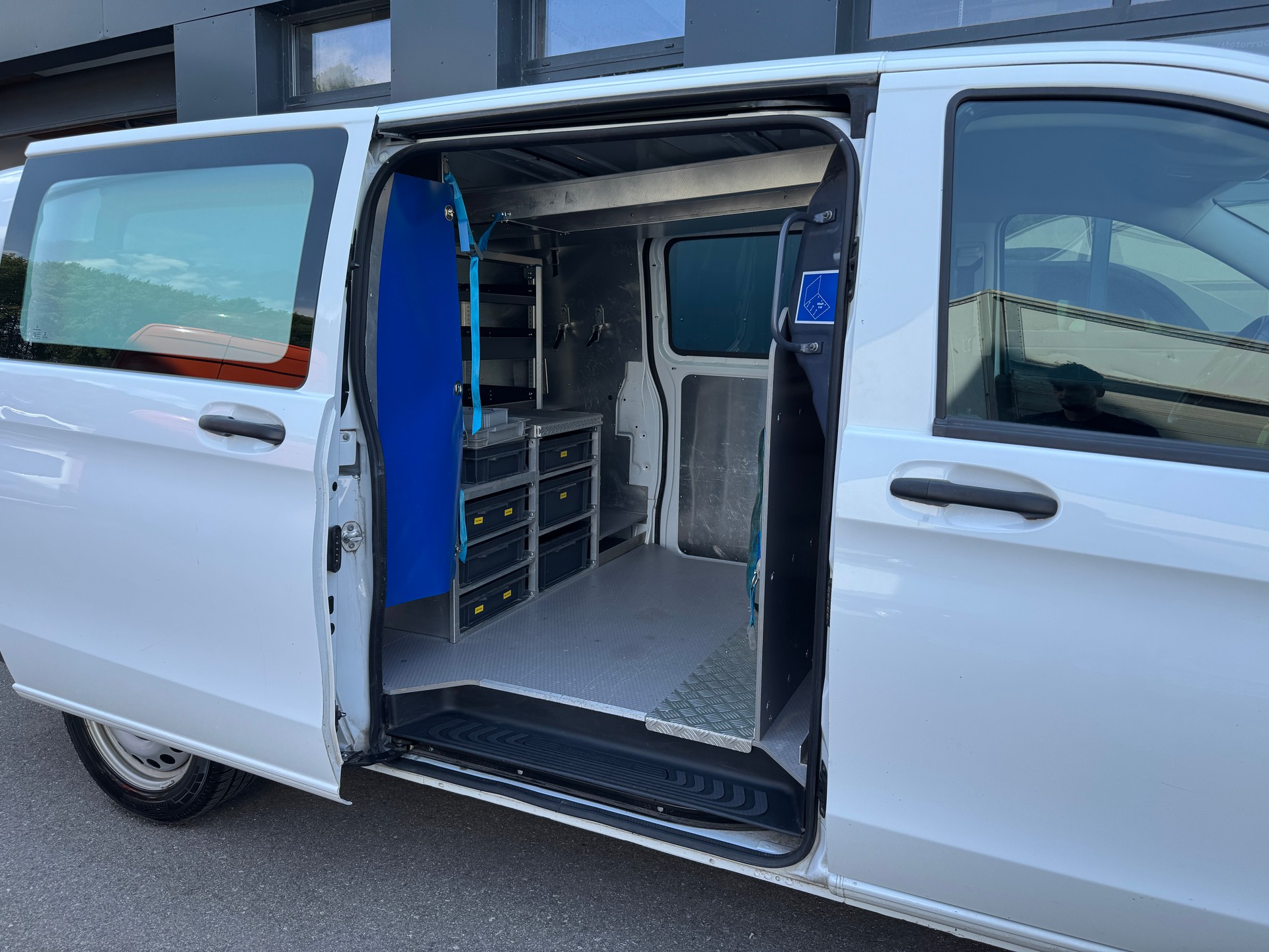 MERCEDES-BENZ Vito 114 CDI Extra Lang 9G-Tronic 4M Pro **Mit Werkstatt-Einrichtung**Anhängerkupplung**-image-13