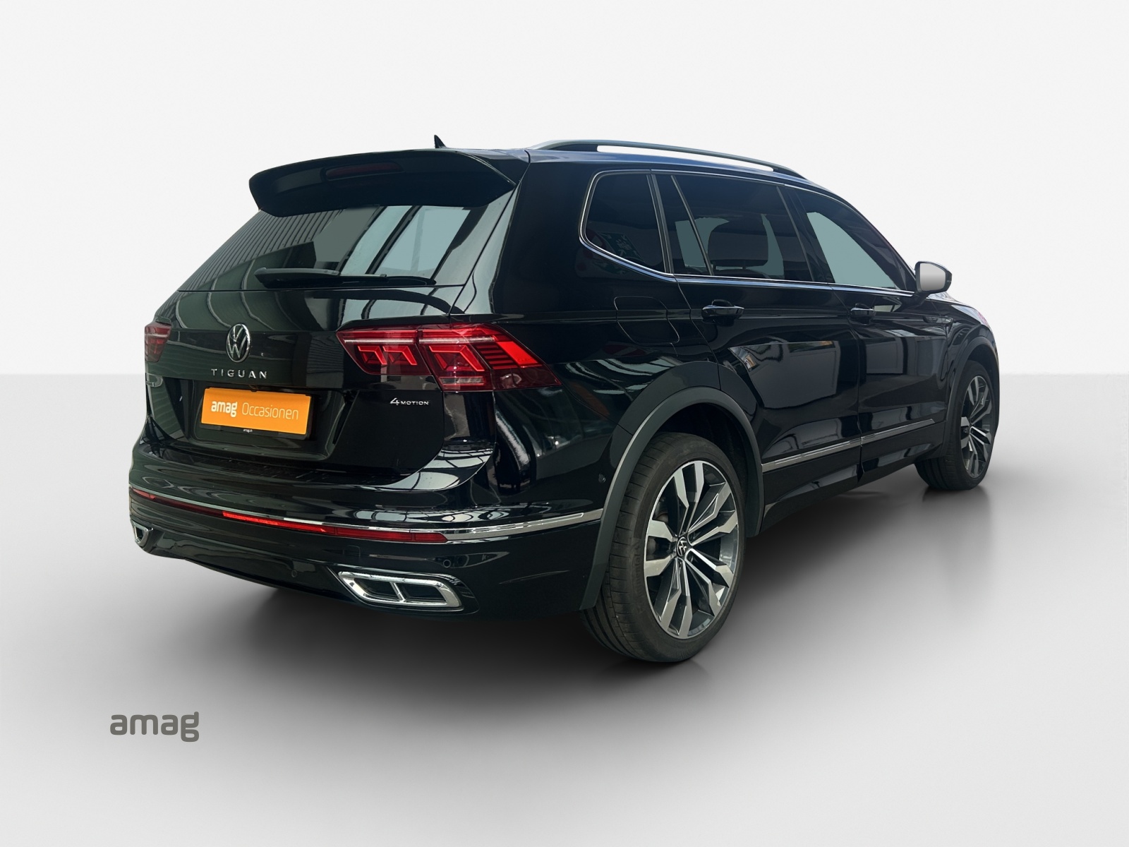 VW Tiguan Allspace 2.0TSI R-Line 4Motion DSG-image-4