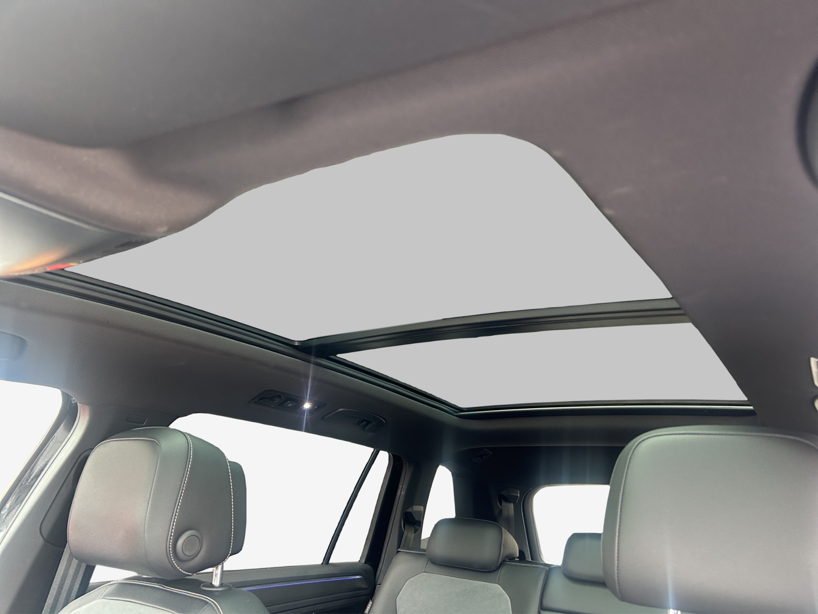 VW Tiguan Allspace 2.0TSI R-Line 4Motion DSG-image-15