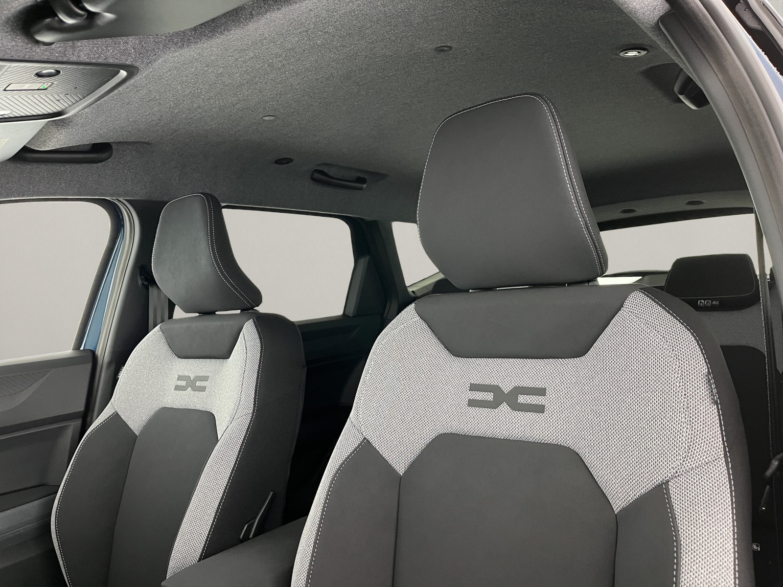 DACIA Bigster 1.2 Hybrid Journey 4WD-image-14