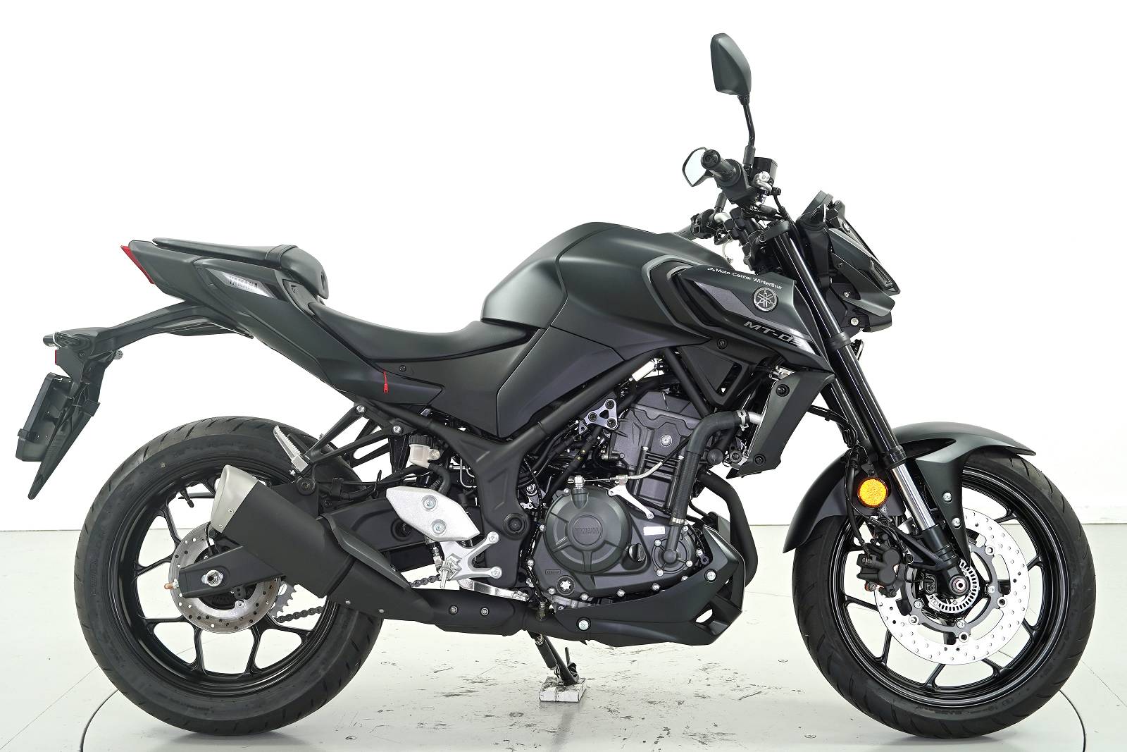 YAMAHA MT-03 ABS-showroom-element-3