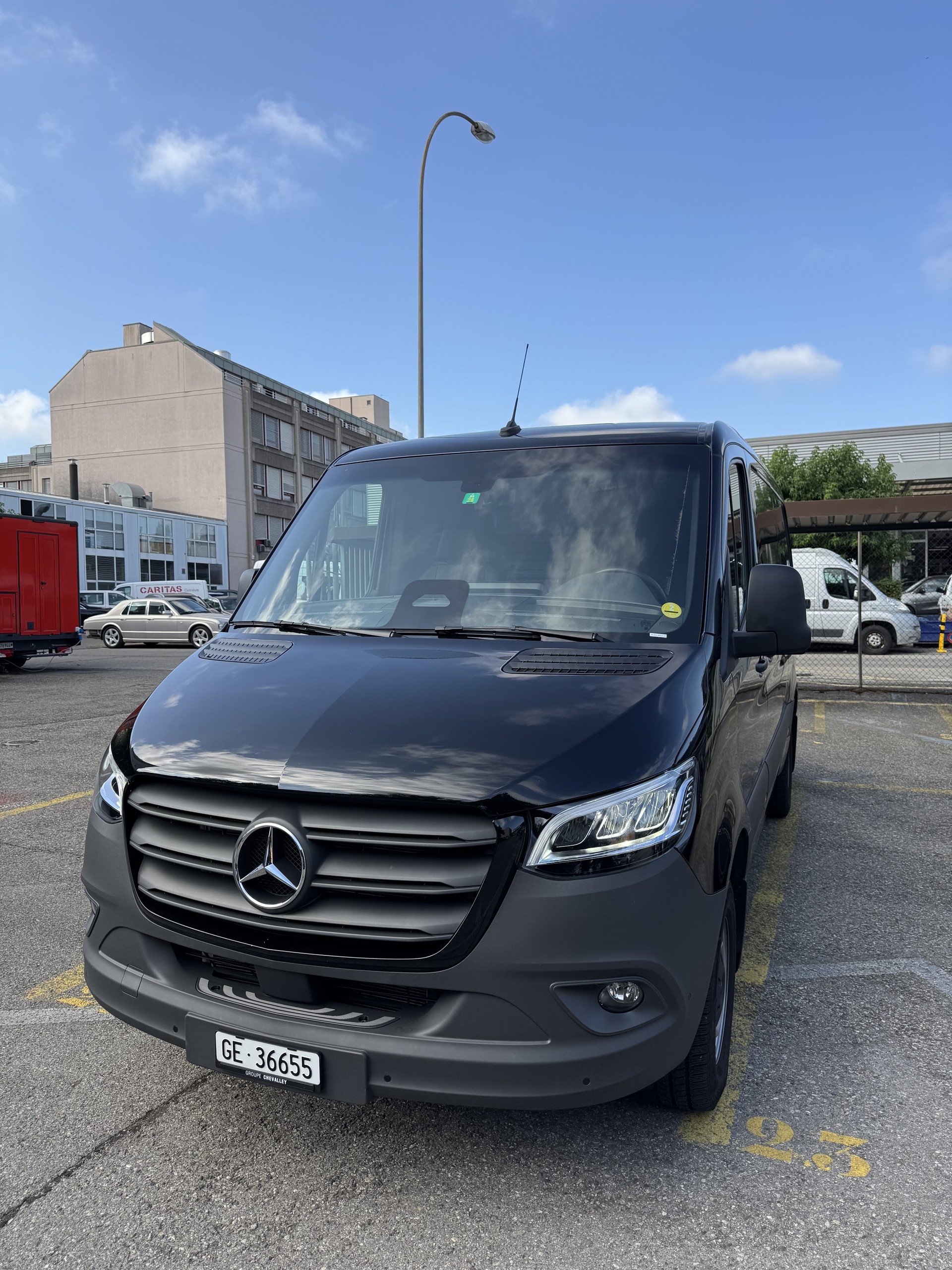 MERCEDES-BENZ 2.0 CDI 190 Pro-image-0