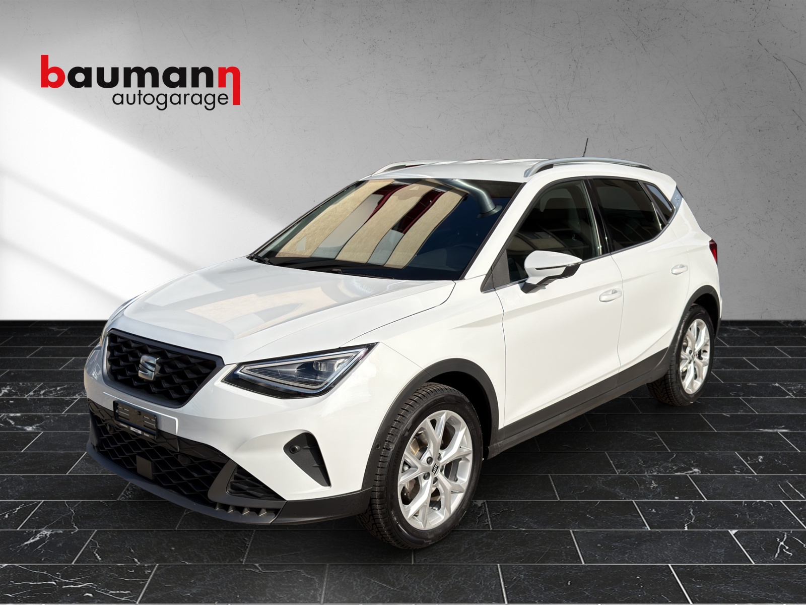 SEAT Arona 1.0 TSI Eco Hola FR DSG-image-0