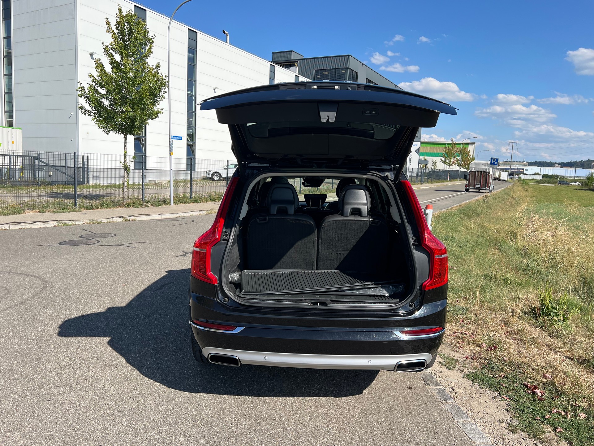 VOLVO XC90 T8 AWD Inscription Geartronic-image-12