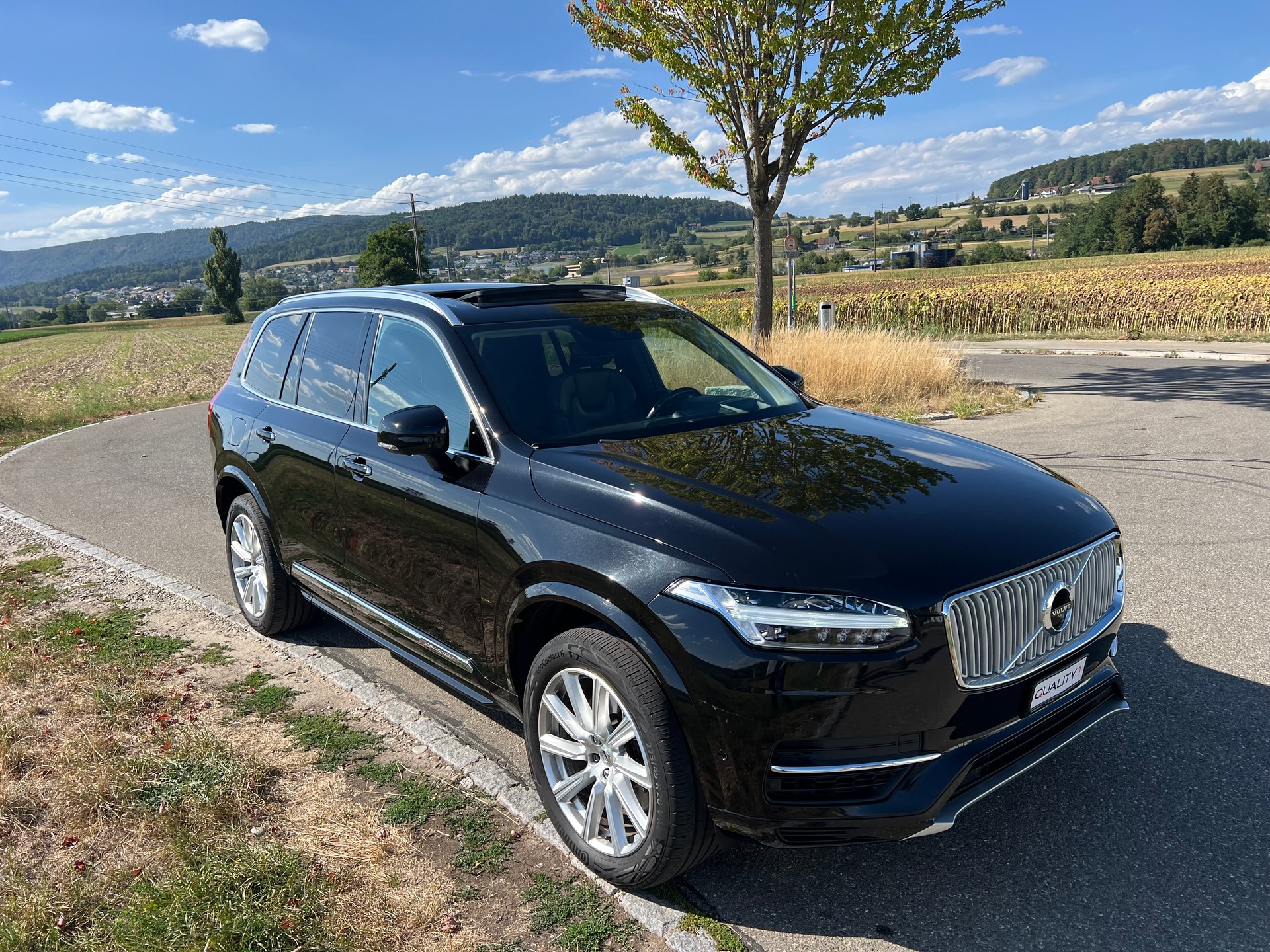 VOLVO XC90 T8 AWD Inscription Geartronic-image-4