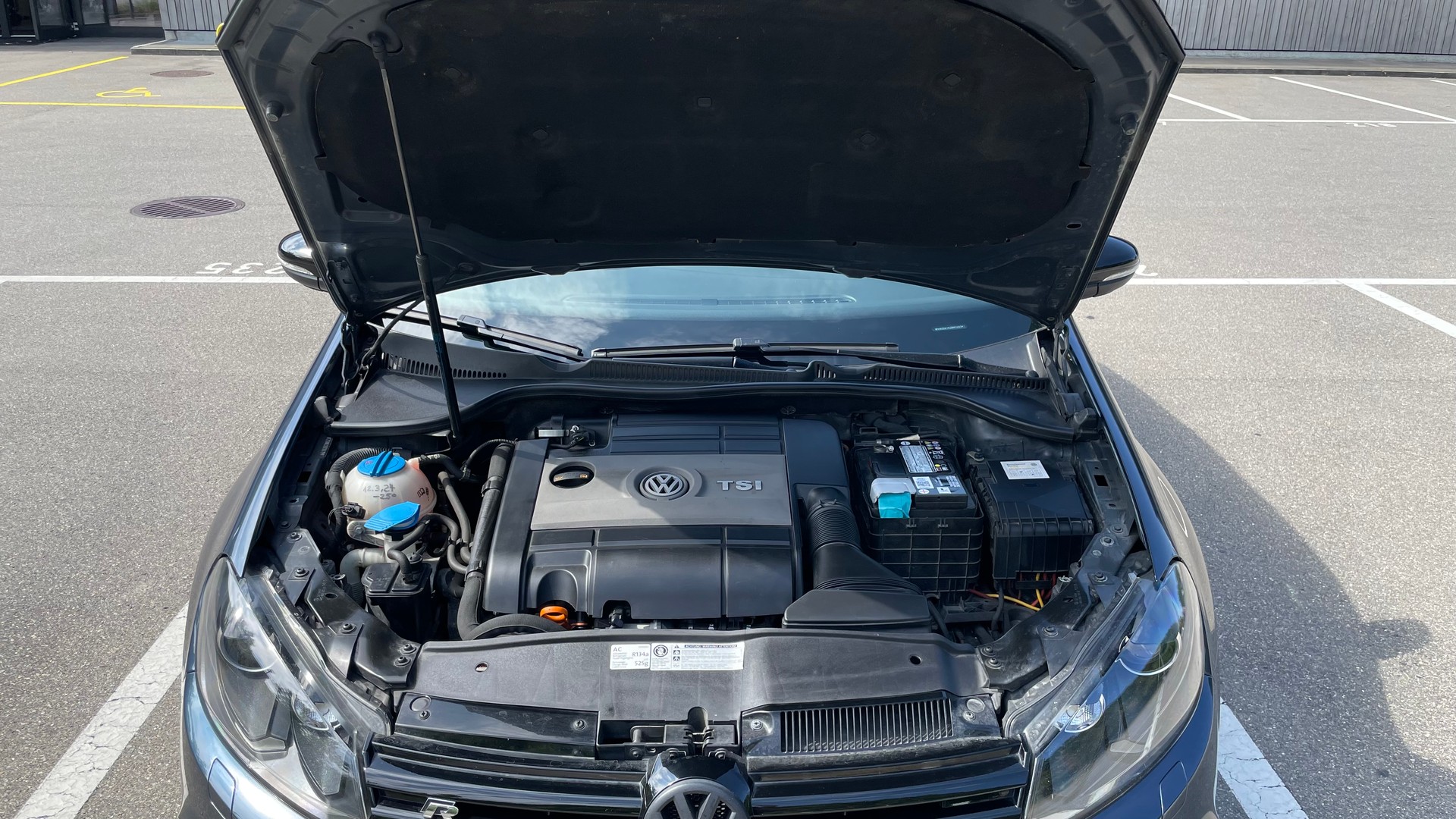 VW 2.0 TSI R 4motion-image-13