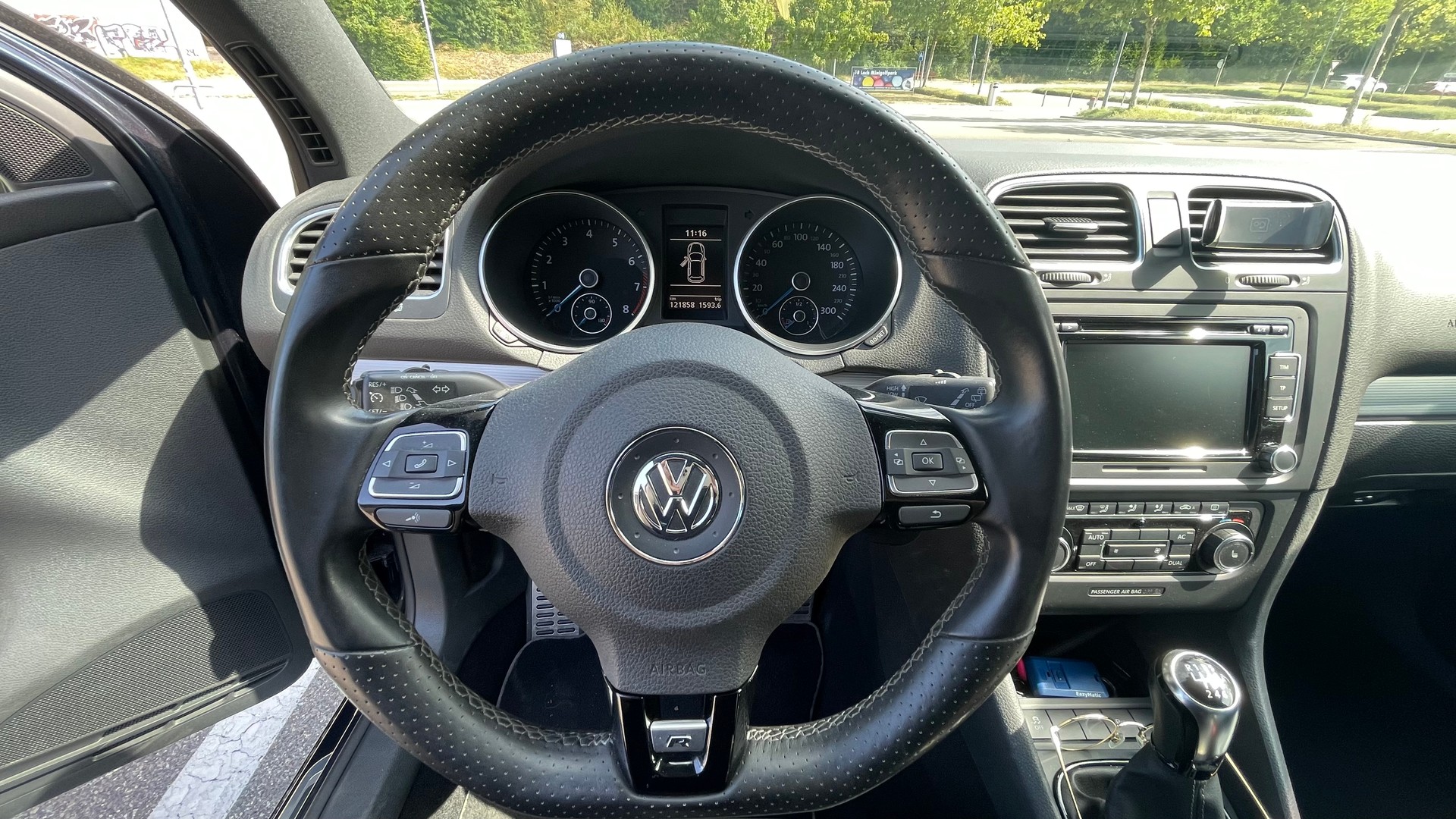 VW 2.0 TSI R 4motion-image-11