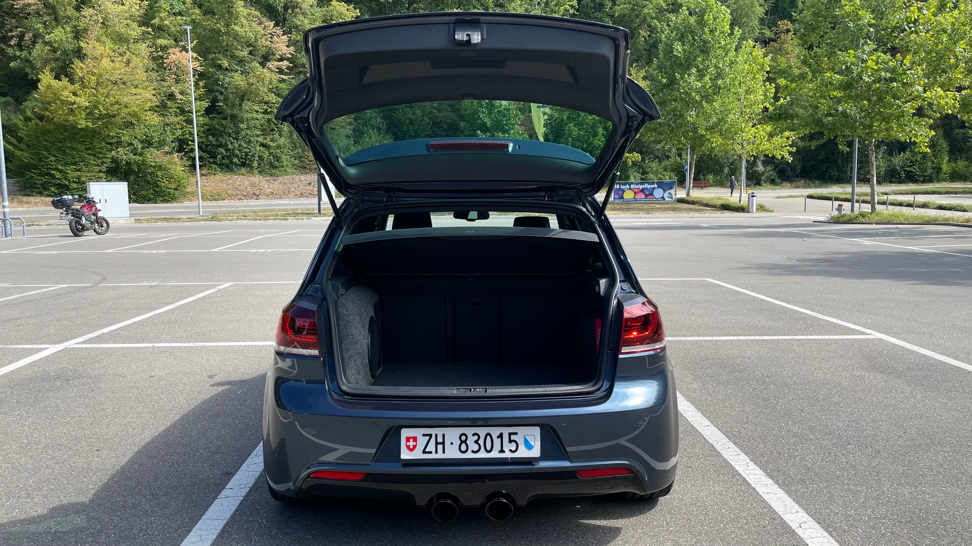 VW 2.0 TSI R 4motion-image-7