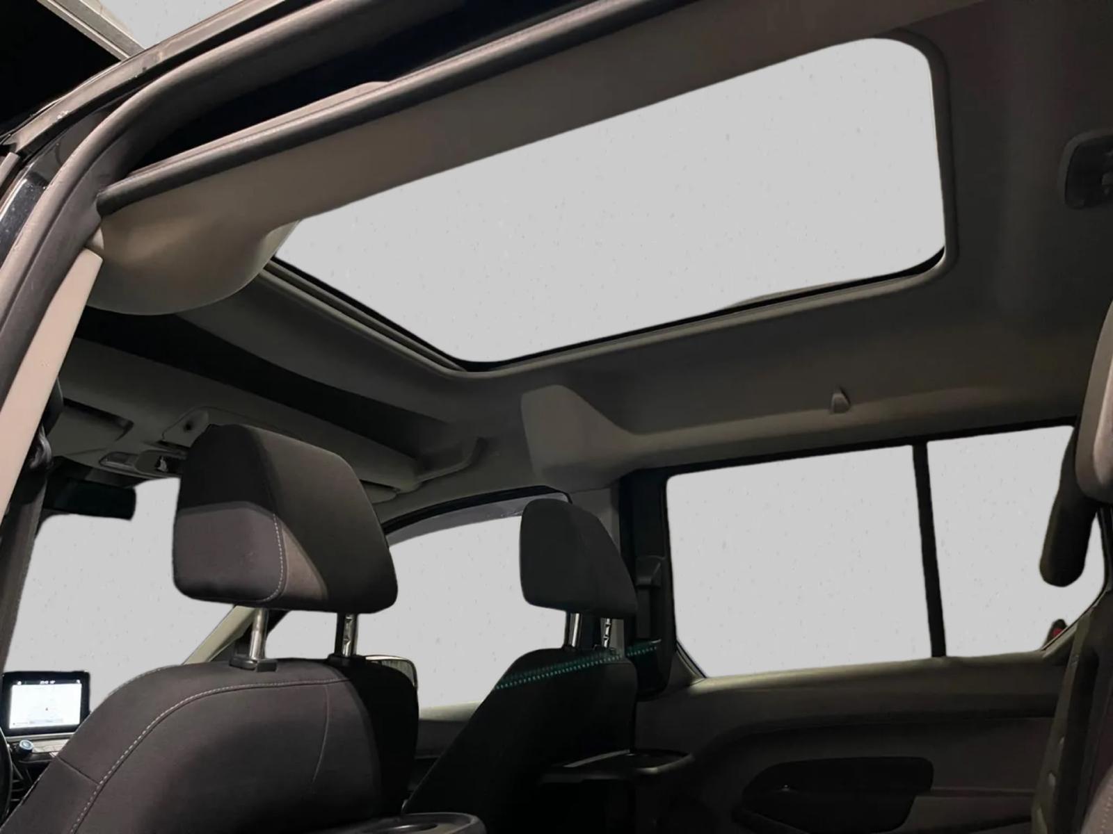 FORD Grand Tourneo Connect 1.5 EcoBlue Titanium Automat-image-10