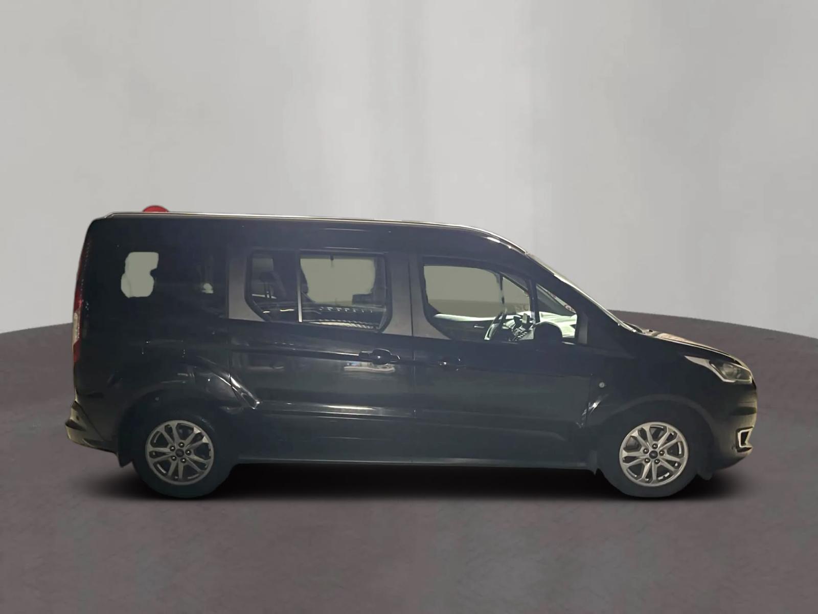 FORD Grand Tourneo Connect 1.5 EcoBlue Titanium Automat-image-6