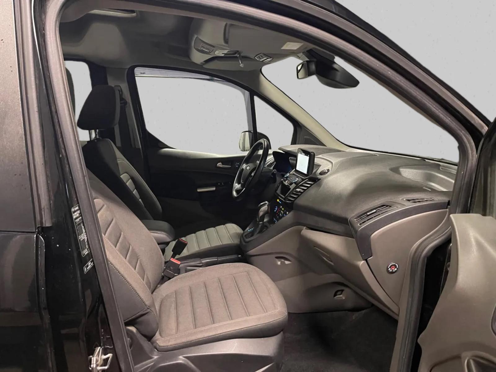 FORD Grand Tourneo Connect 1.5 EcoBlue Titanium Automat-image-7