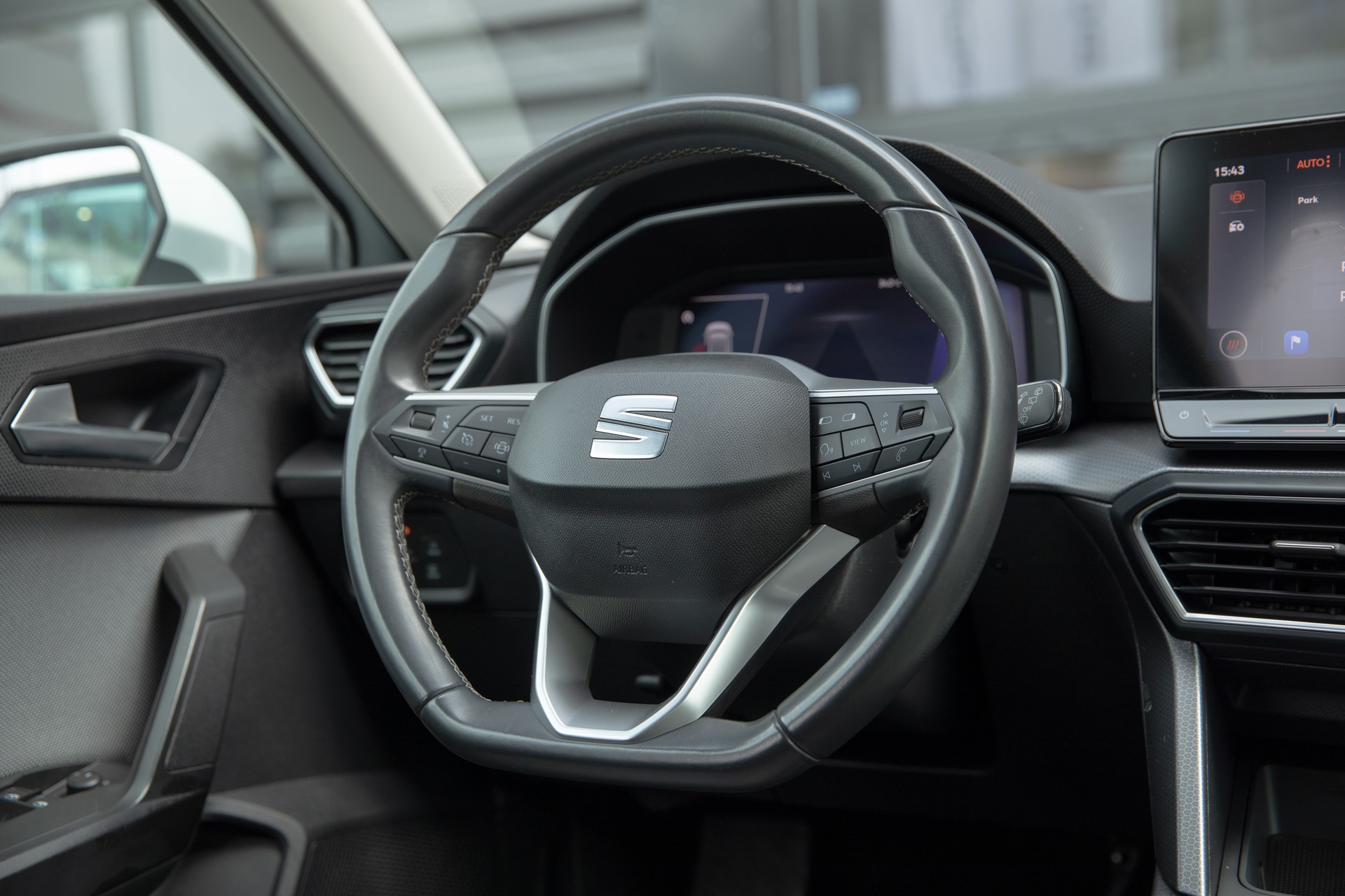 SEAT Leon ST 2.0 TDI EVO DSG Style-image-10