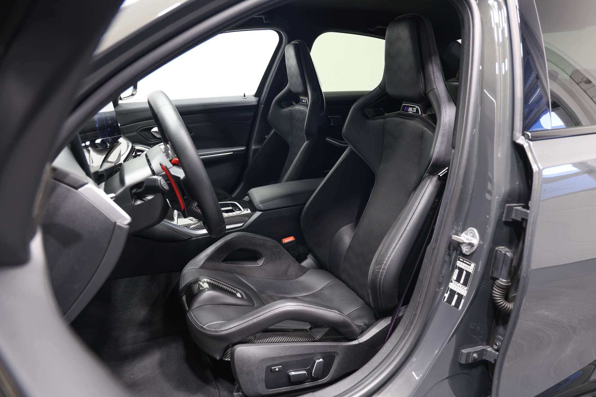 BMW M3 Competition LCI *Individual Dravitgrau*Carbon Exterieur*Carbon Interieur*Carbon Schalensitze*-image-19