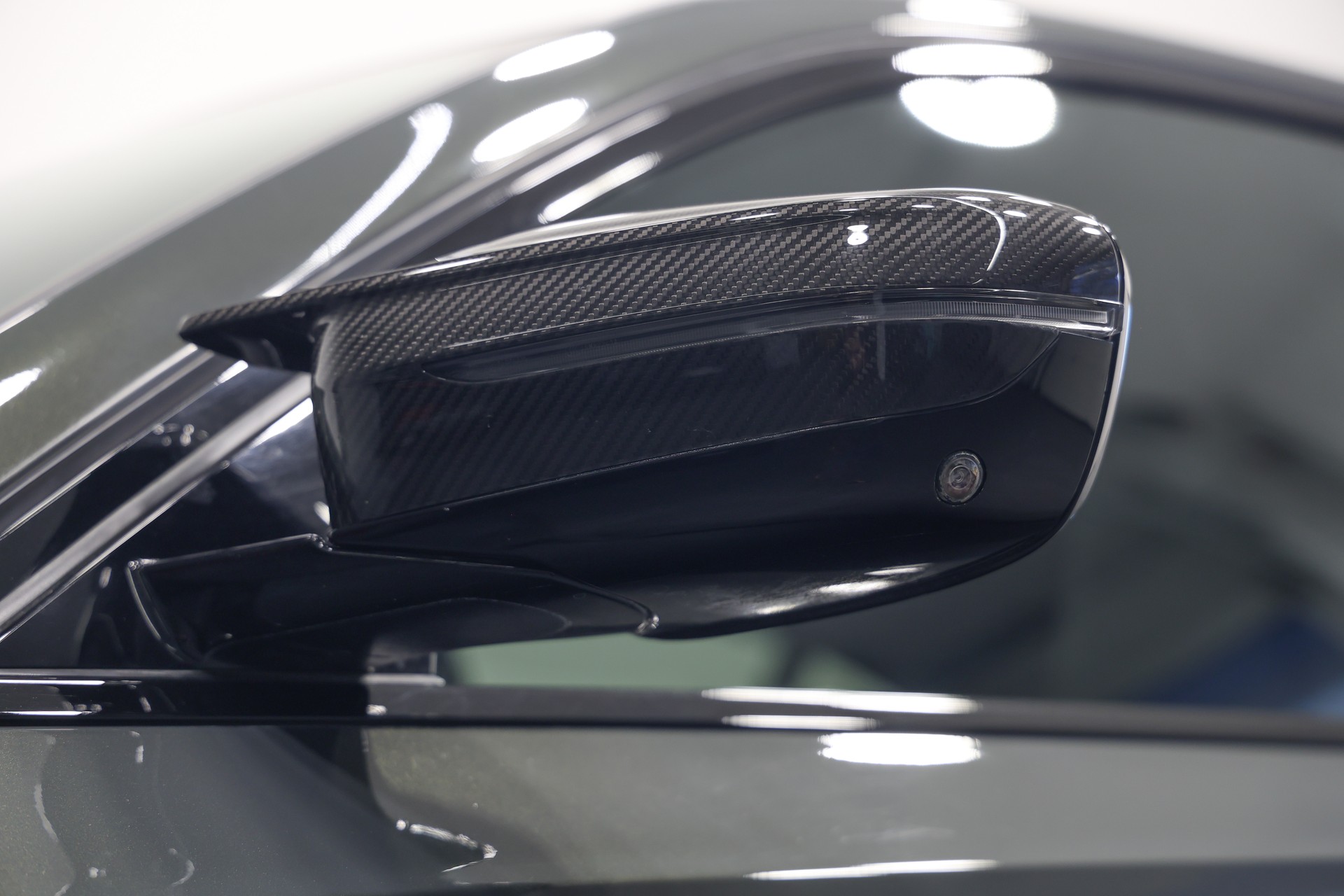 BMW M3 Competition LCI *Individual Dravitgrau*Carbon Exterieur*Carbon Interieur*Carbon Schalensitze*-image-13
