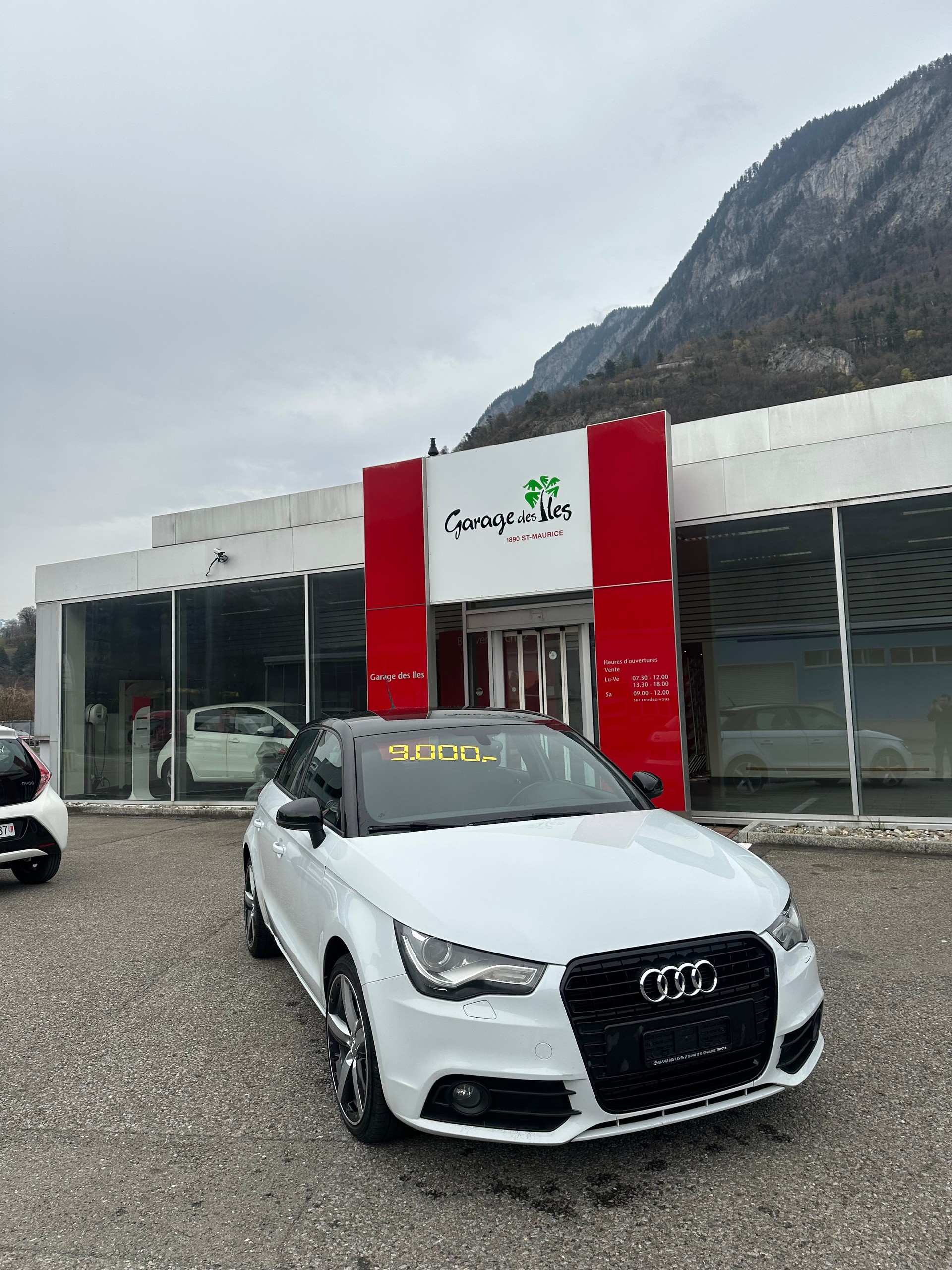 AUDI A1 Sportback 1.6 TDI Ambition-image-1