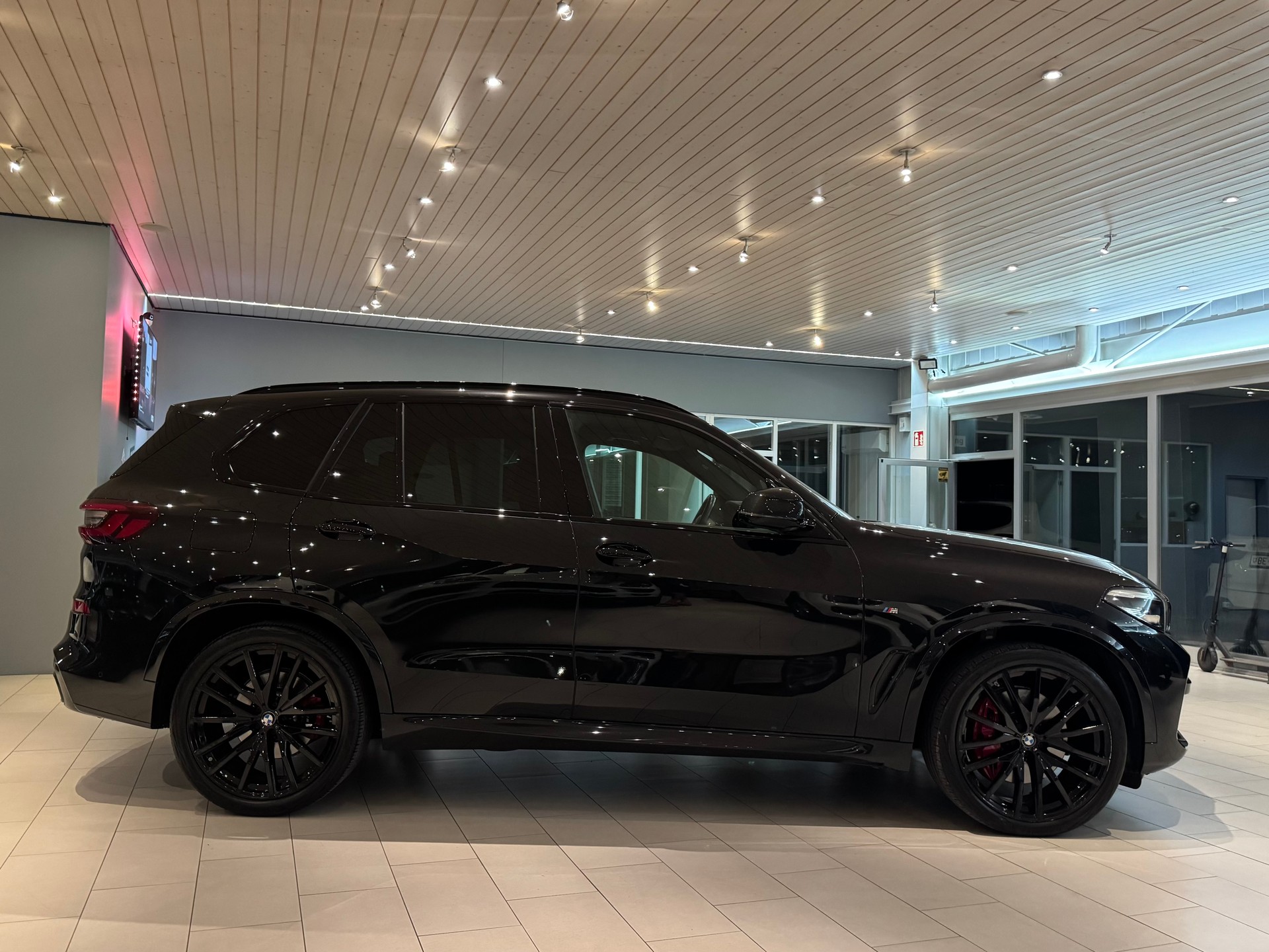 BMW X5 xDrive 48V 30d M Sport Steptronic-image-6