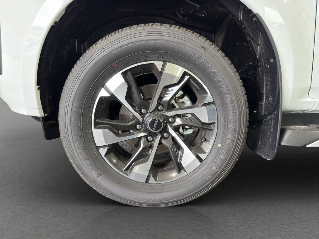 ISUZU D-Max Space Pick-up 2.2 DDi Prestige 4x4-image-18