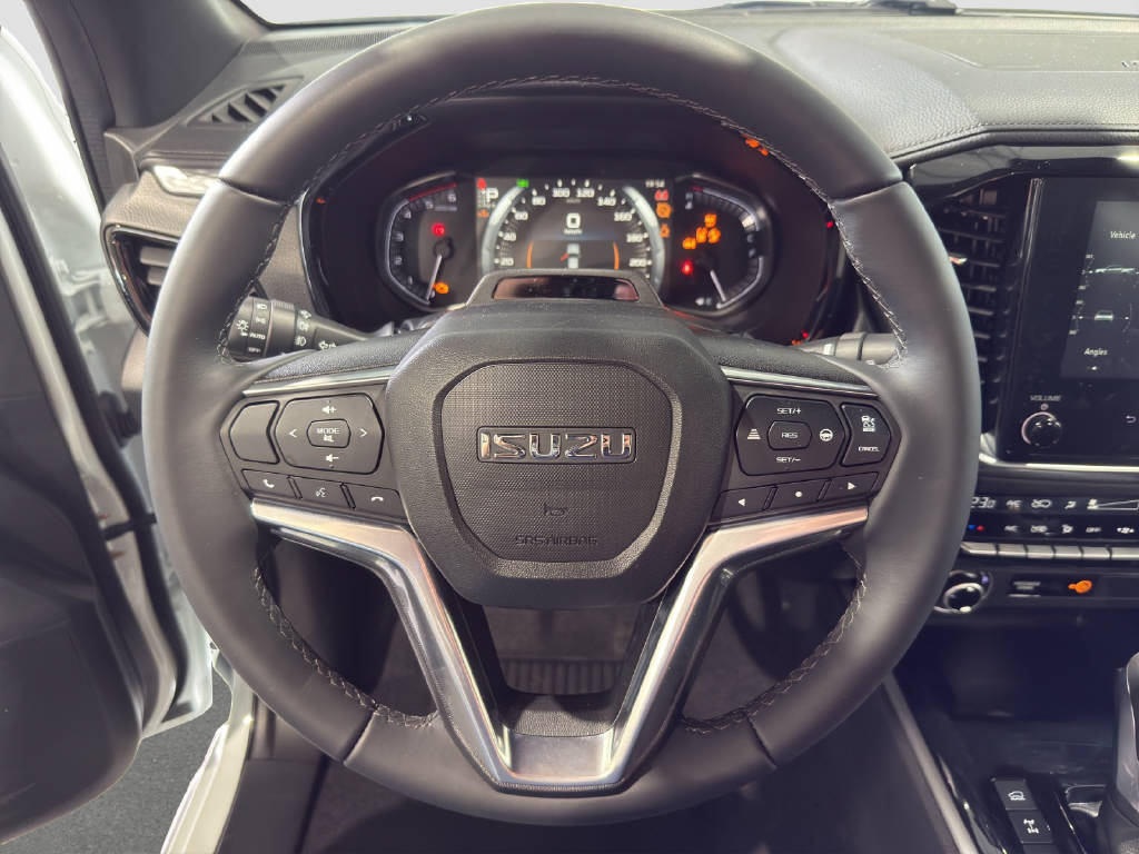 ISUZU D-Max Space Pick-up 2.2 DDi Prestige 4x4-image-9