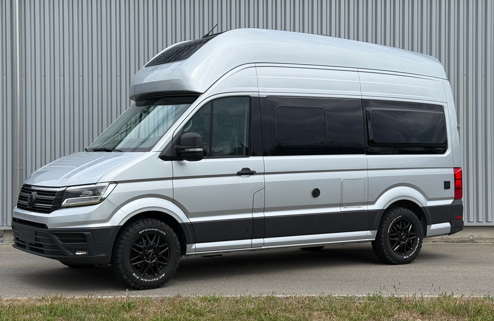 VW GRAND CALIFORNIA-image-7