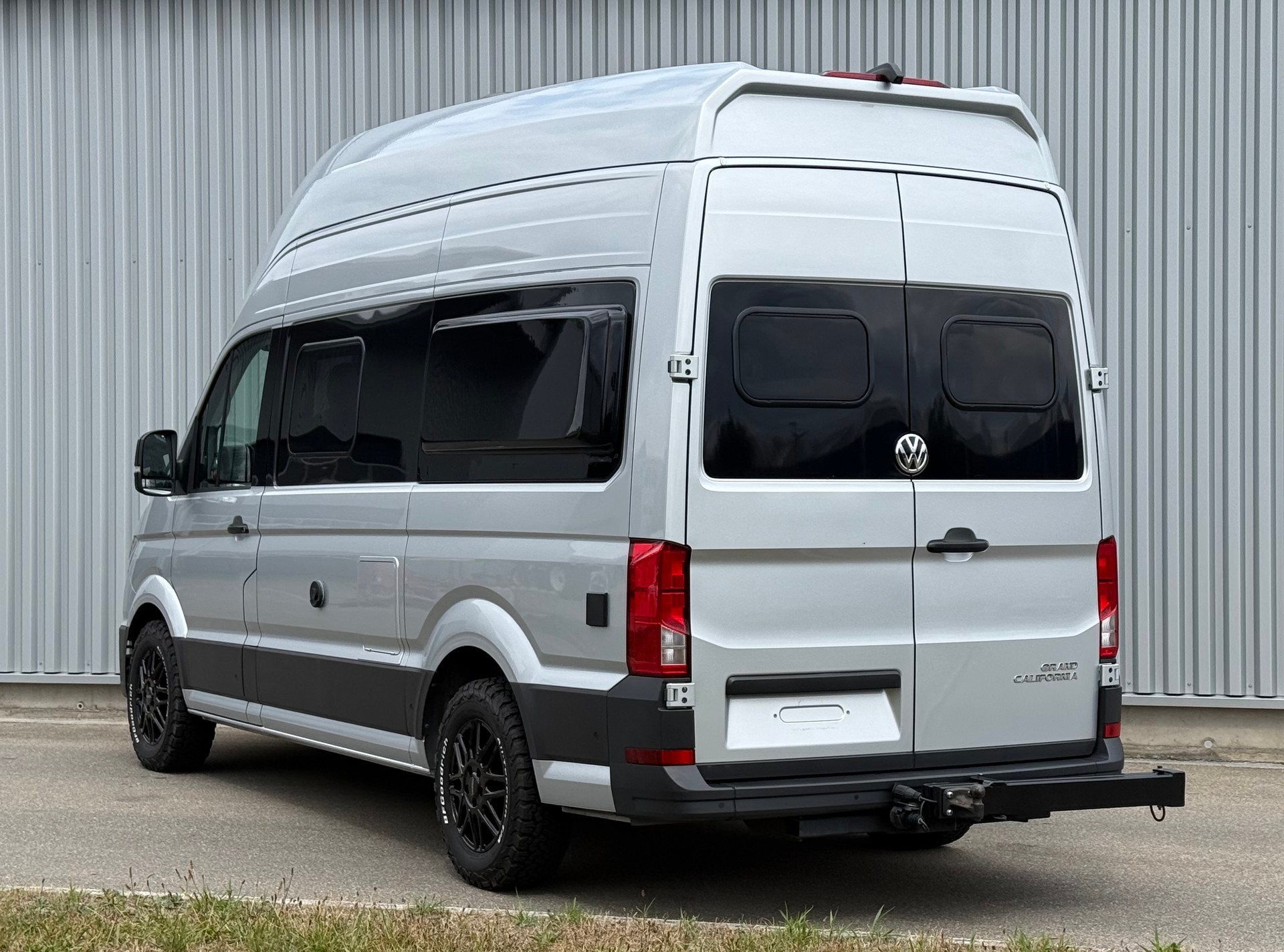 VW GRAND CALIFORNIA-image-5