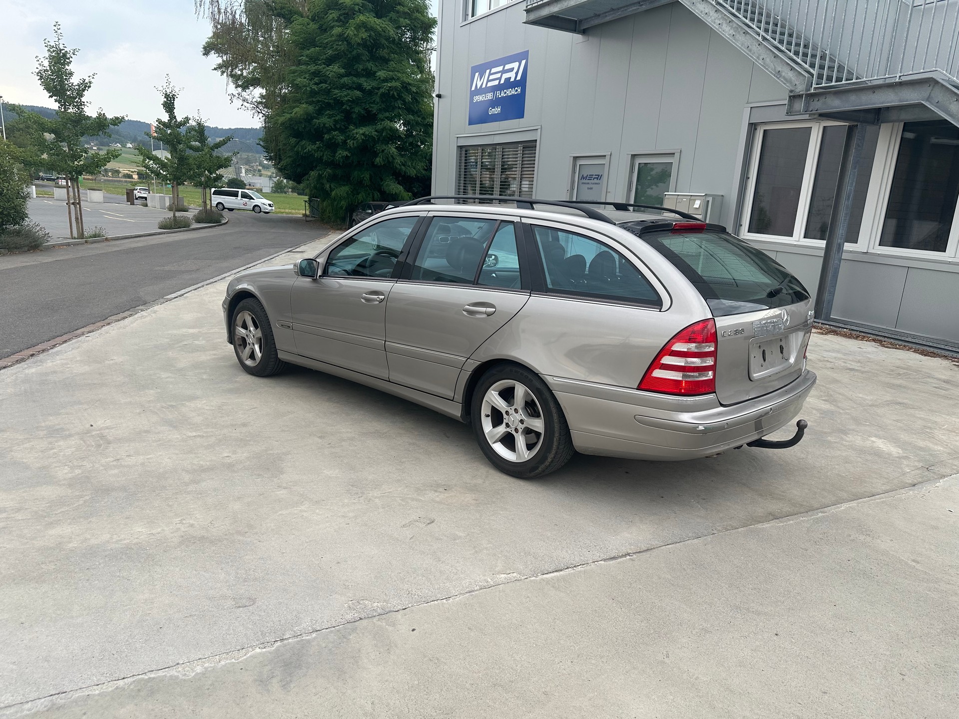 MERCEDES-BENZ C 280 Avantgarde Sport Edition 4Matic Automatic-image-7