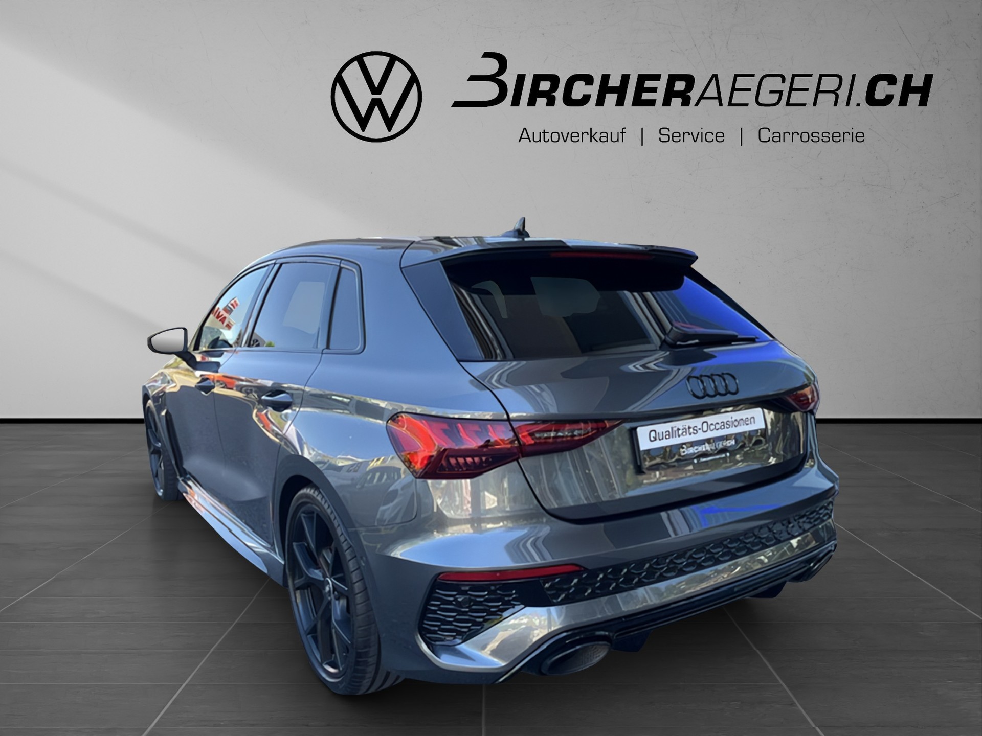 AUDI RS3 Sportback 2.5 TSI quattro S-tronic-image-4