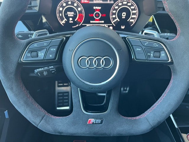 AUDI RS3 Sportback 2.5 TSI quattro S-tronic-image-12
