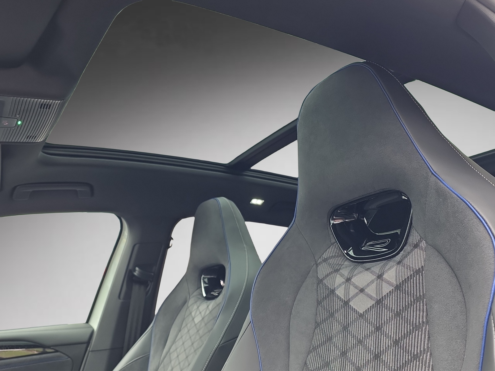 VW Tiguan 2.0 TSI DSG R-Line Plus 4Motion-image-10