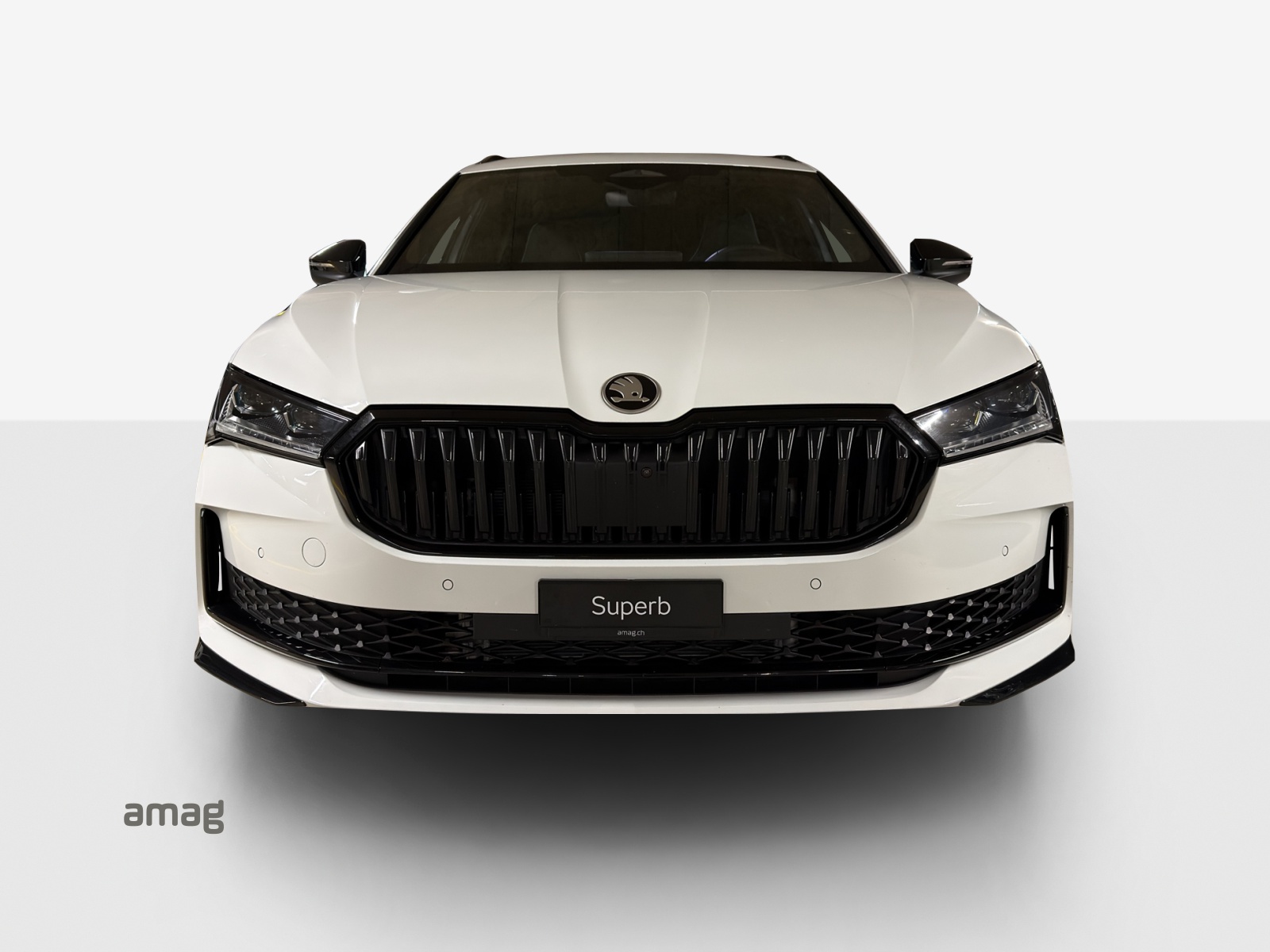 SKODA Superb Combi 2.0 TSI Sportline 4x4 DSG-image-6