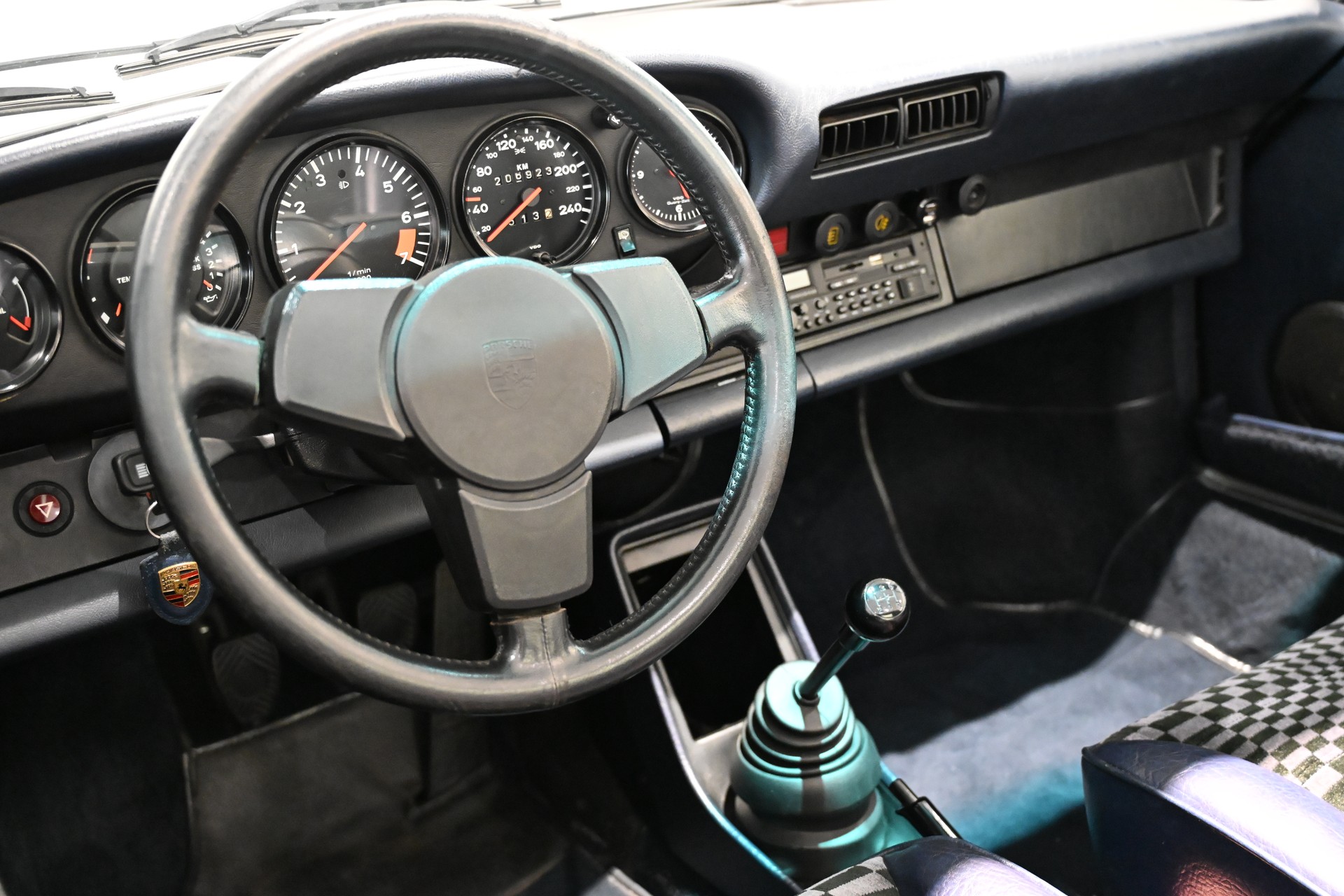 PORSCHE Porsche 911 SC Targa 3.0-image-4