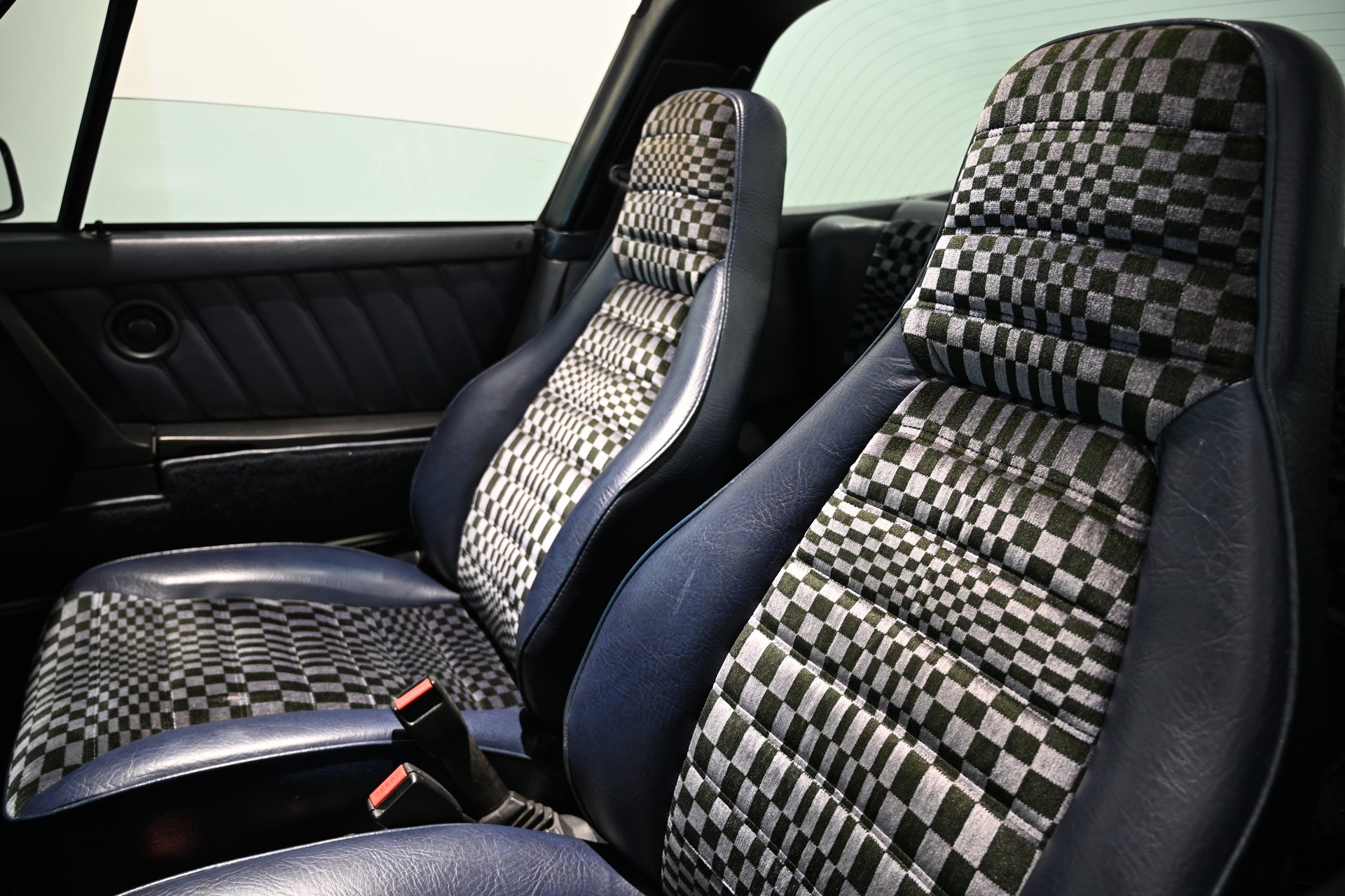 PORSCHE Porsche 911 SC Targa 3.0-image-8