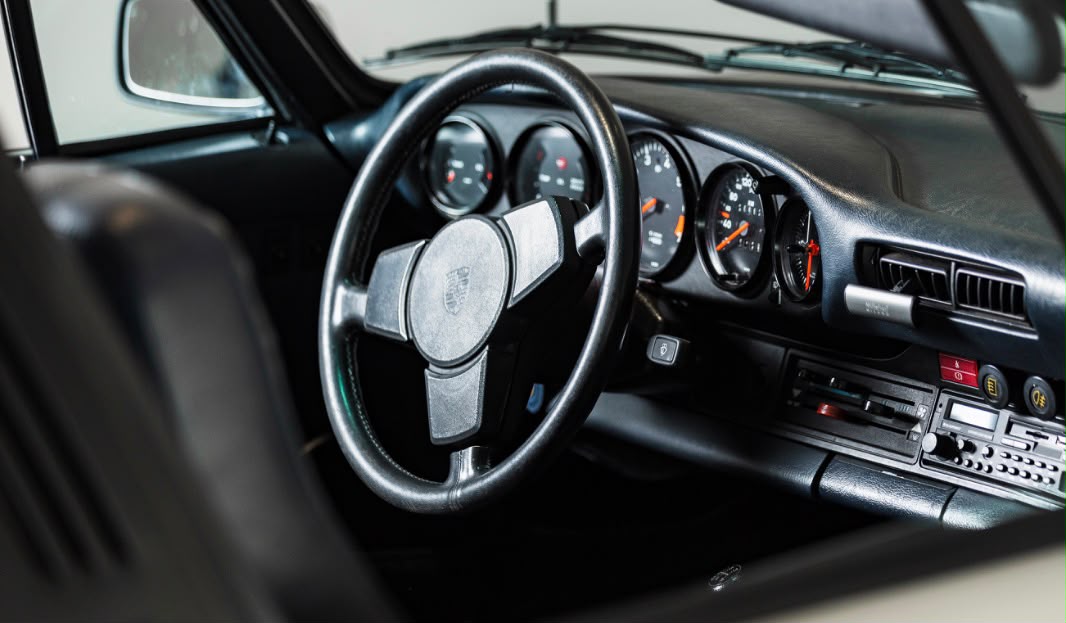 PORSCHE Porsche 911 SC Targa 3.0-image-13