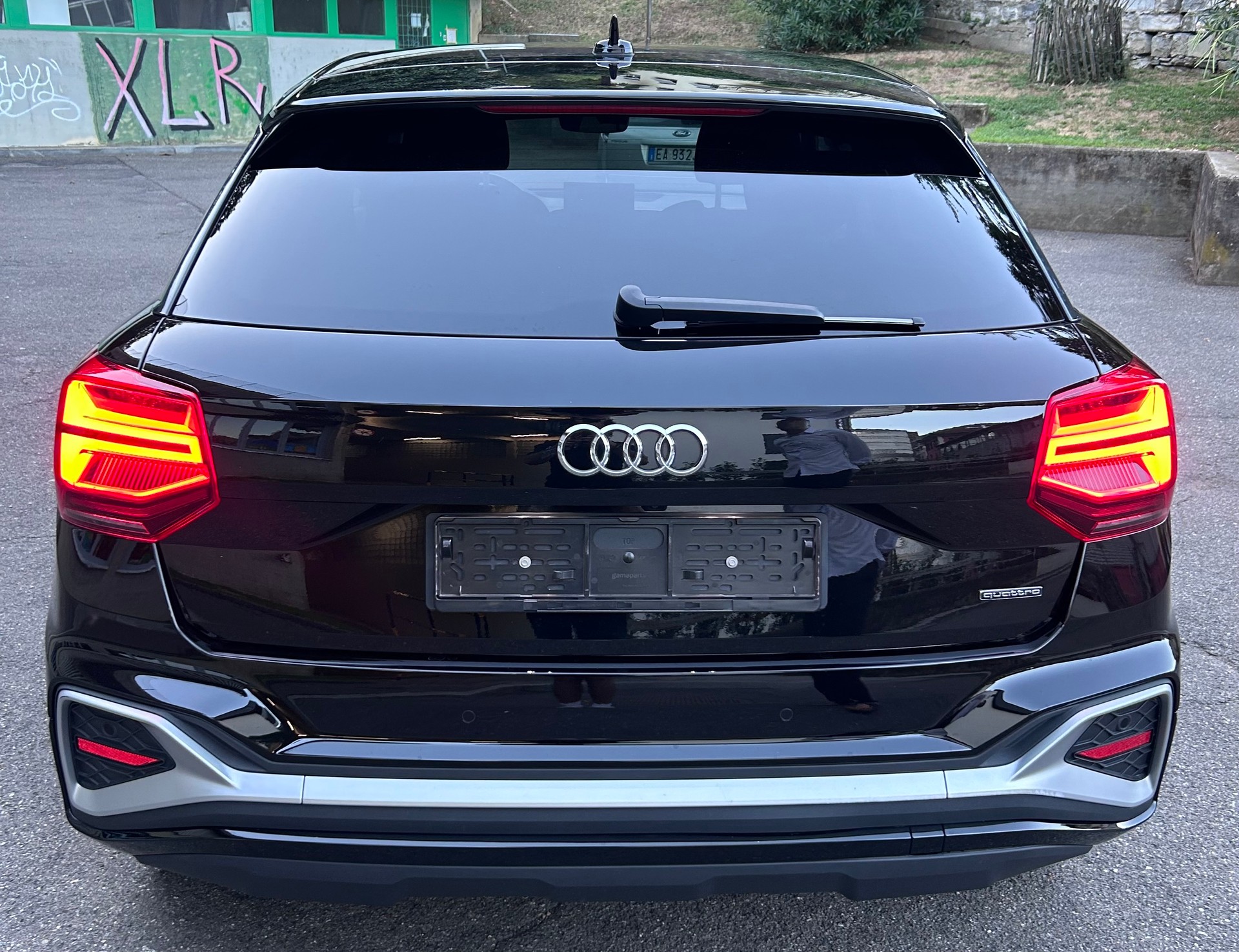 AUDI 2.0 40 TFSI S Line quattro S-Tronic-image-2