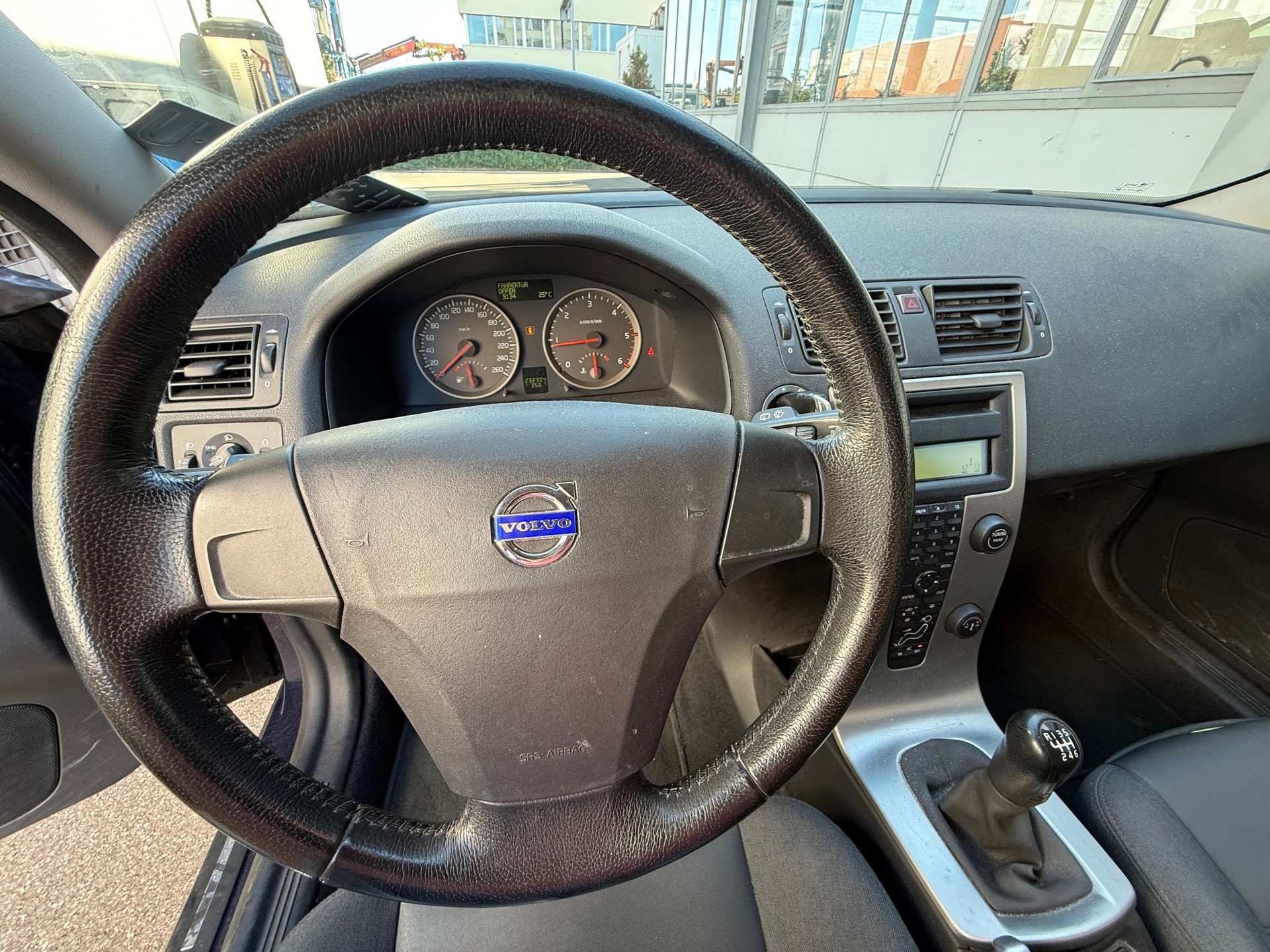 VOLVO V50 2.0D Momentum-image-9