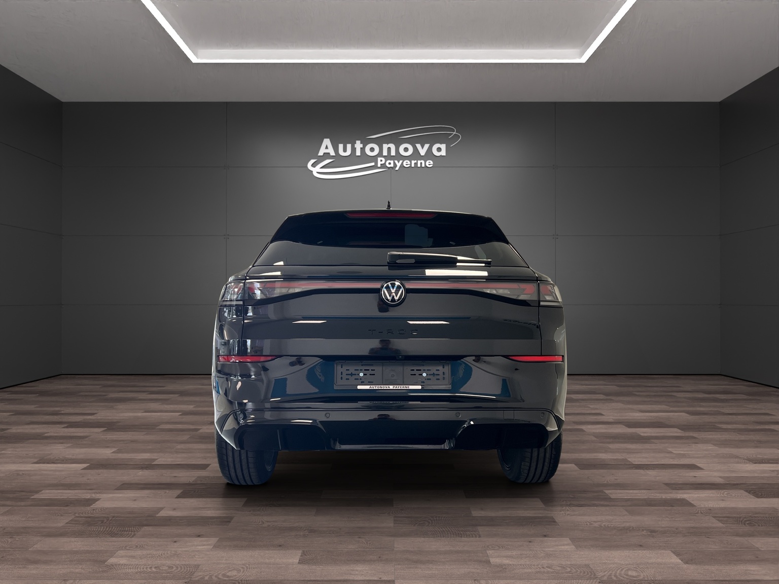 VW T-Roc 1.5 eTSI mHEV R-Line DSG-image-4