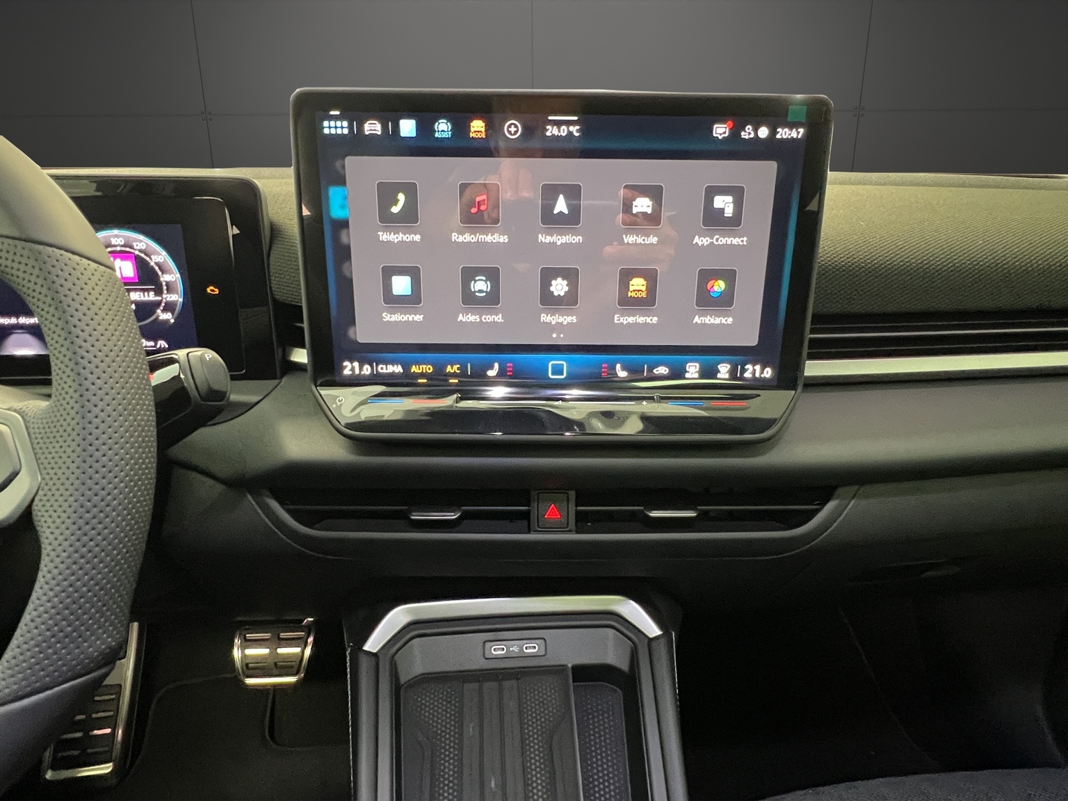 VW T-Roc 1.5 eTSI mHEV R-Line DSG-image-10