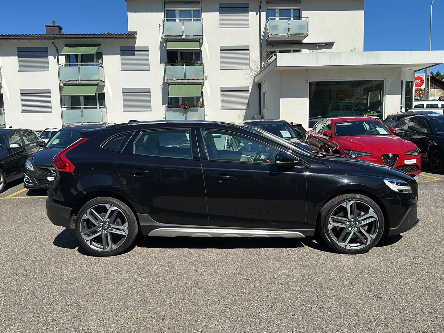 VOLVO V40 Cross Country T4 AWD Lyx Geartronic-image-5