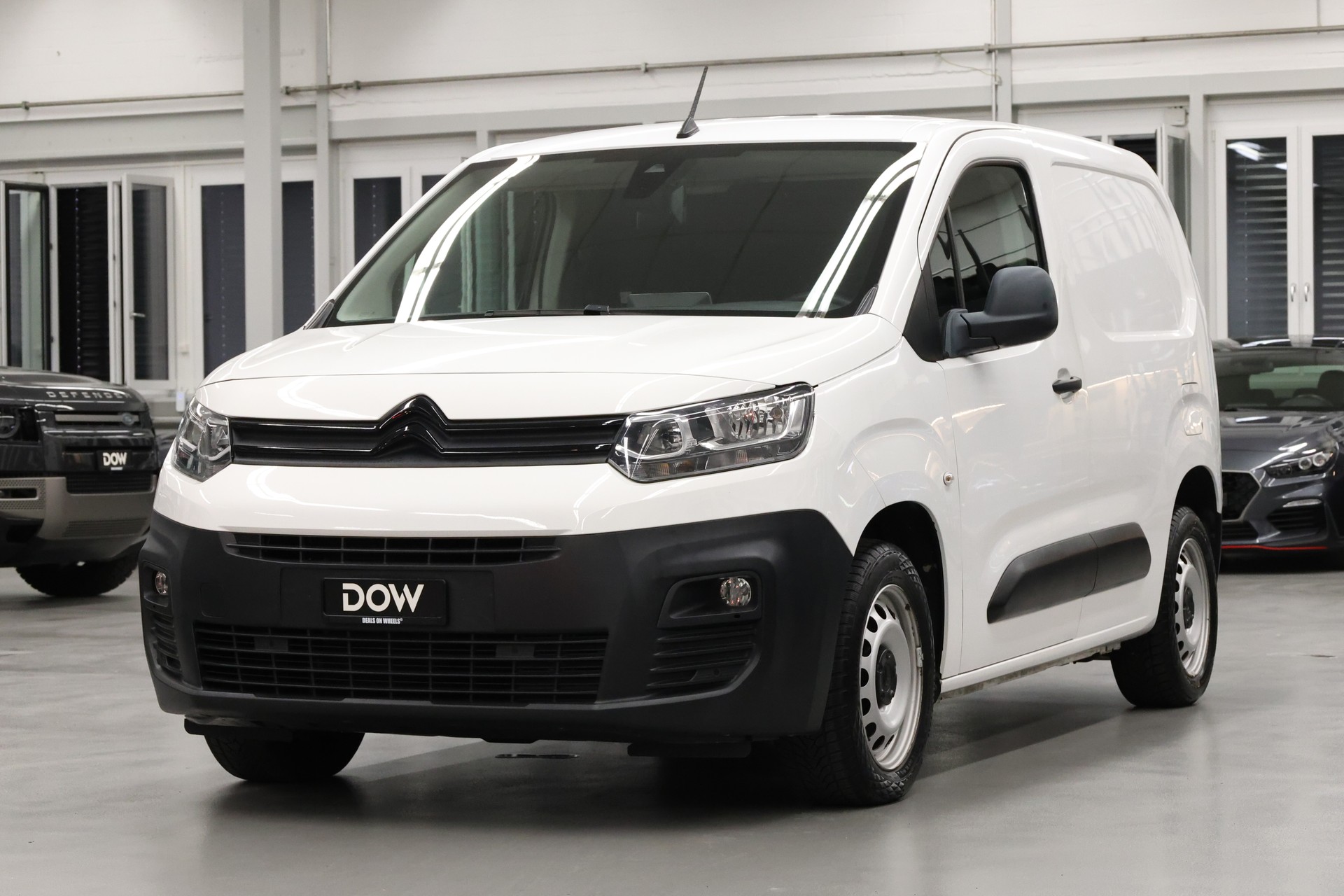 CITROEN Berlingo 1000 Standard 1.6 BlueHDi 100 Driver S/S-image-3