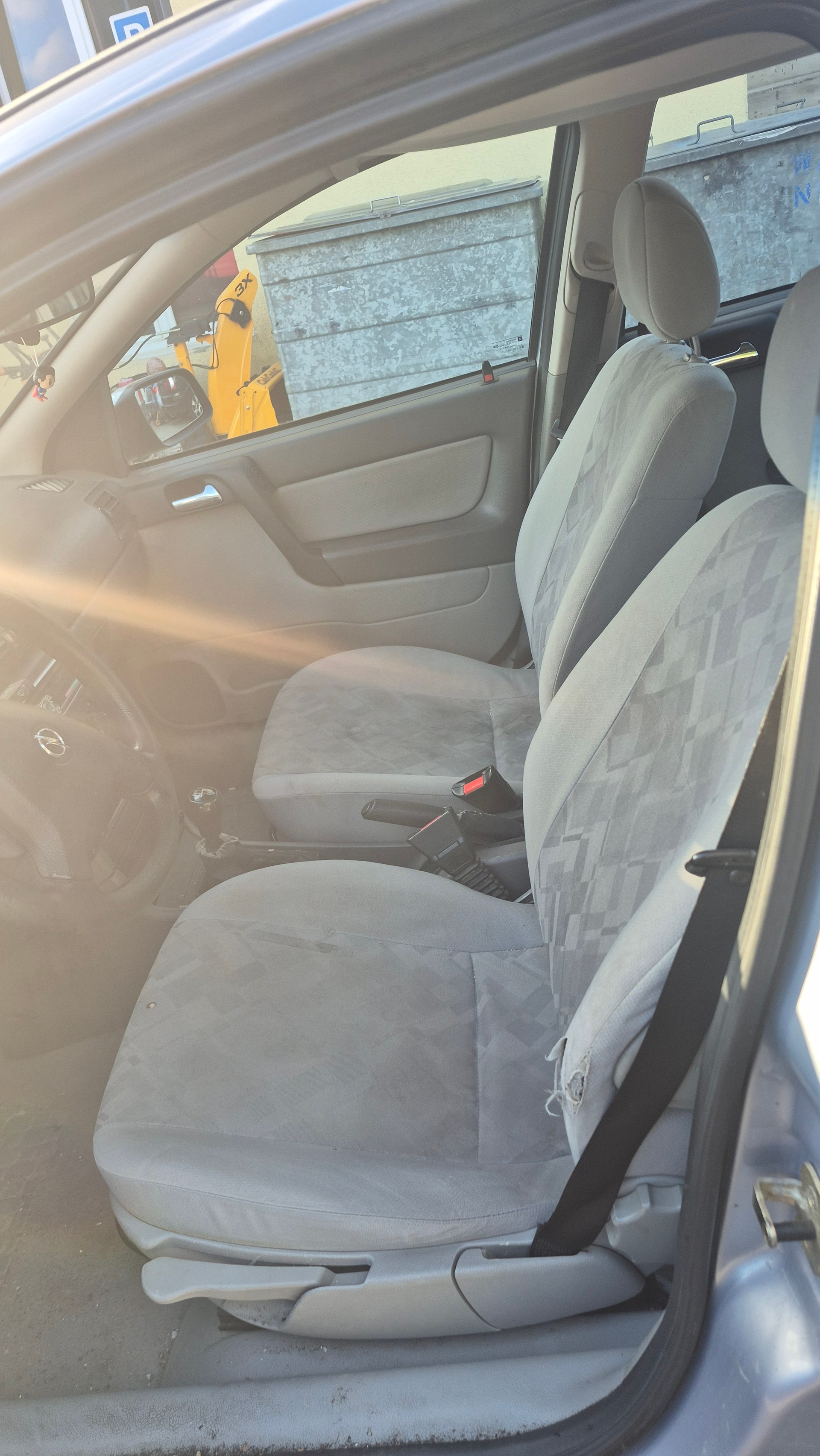 OPEL Astra 1.6i 16V Club-image-9