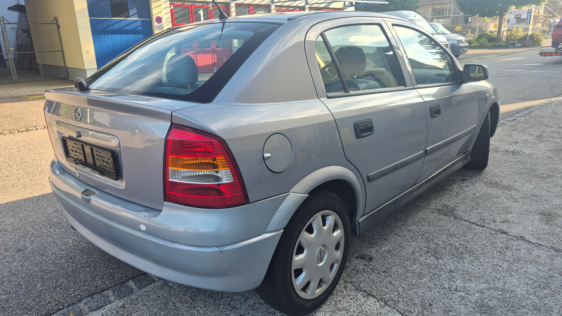 OPEL Astra 1.6i 16V Club-image-5
