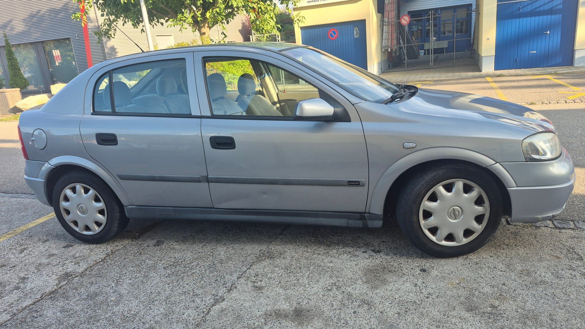 OPEL Astra 1.6i 16V Club-image-4