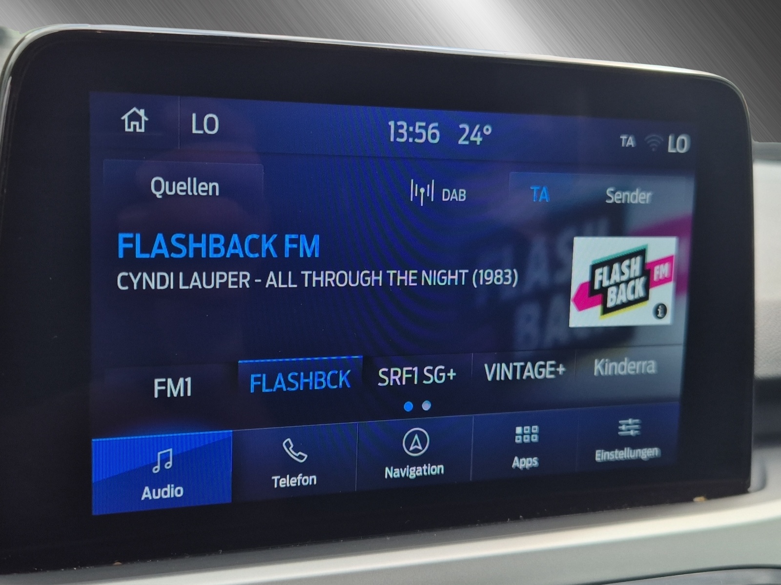 FORD Kuga 2.5 Hybrid Cool & Connect-image-15