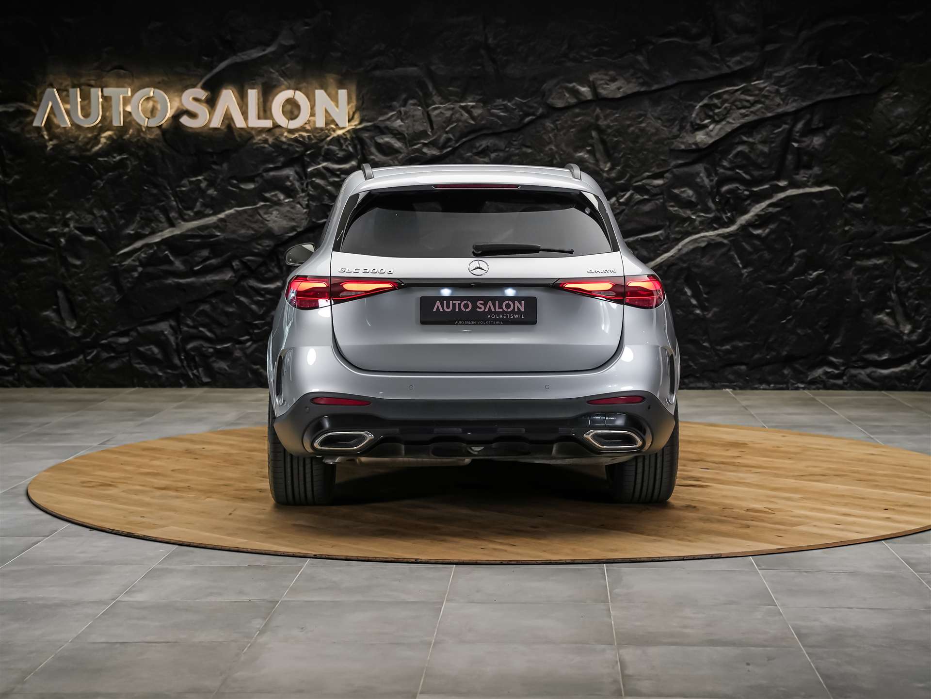MERCEDES-BENZ GLC 300 d AMG Line 4Matic 9G-Tronic *21" Felgen*Digital LIGHT*AHK*-showroom-element-3