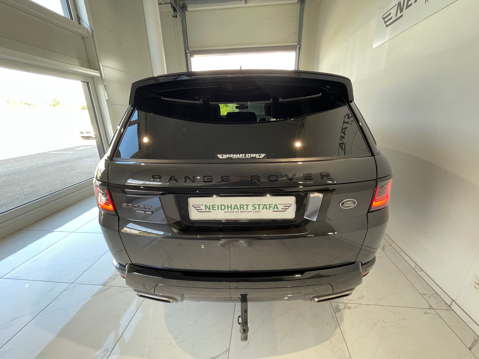 LAND ROVER Range Rover Sport 5.0 V8 S/C HSE Dynamic Automatic-showroom-element-3