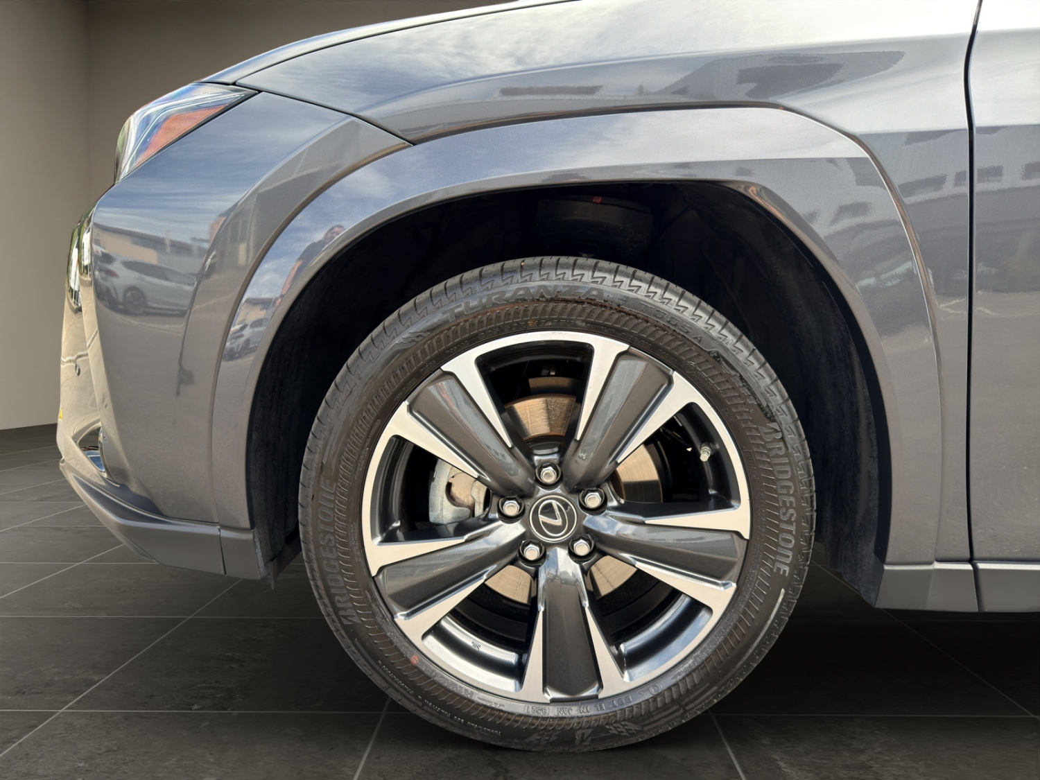 LEXUS UX 250h Excellence-image-22