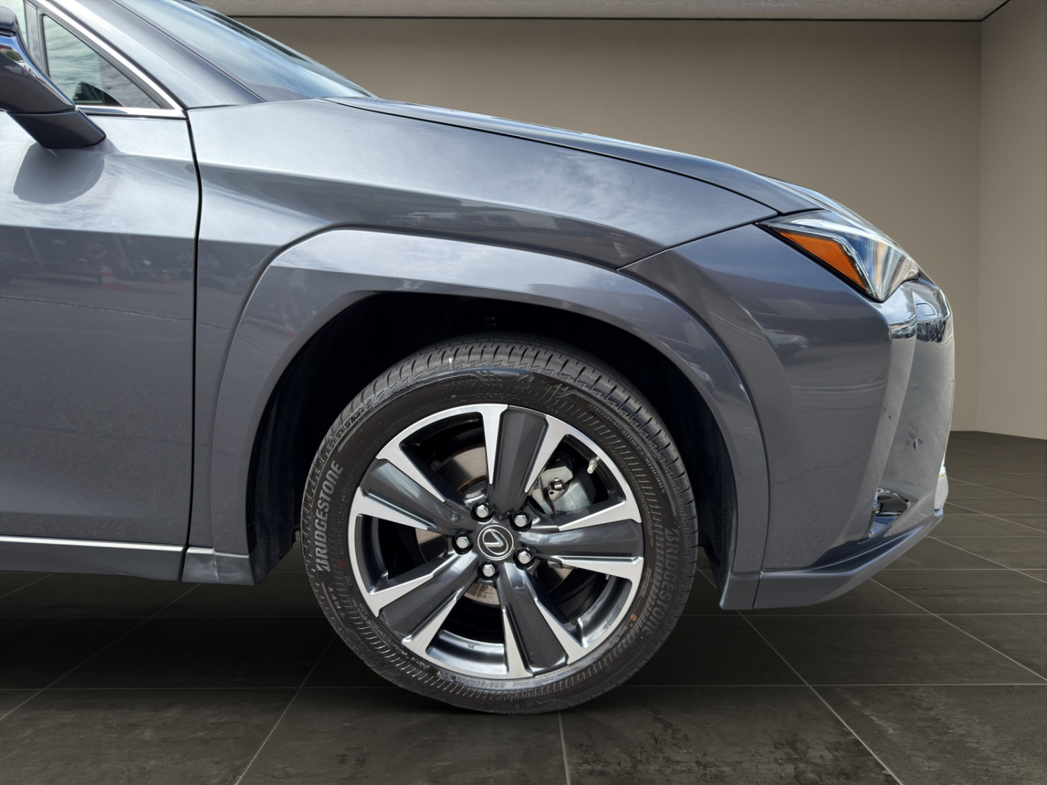 LEXUS UX 250h Excellence-image-25