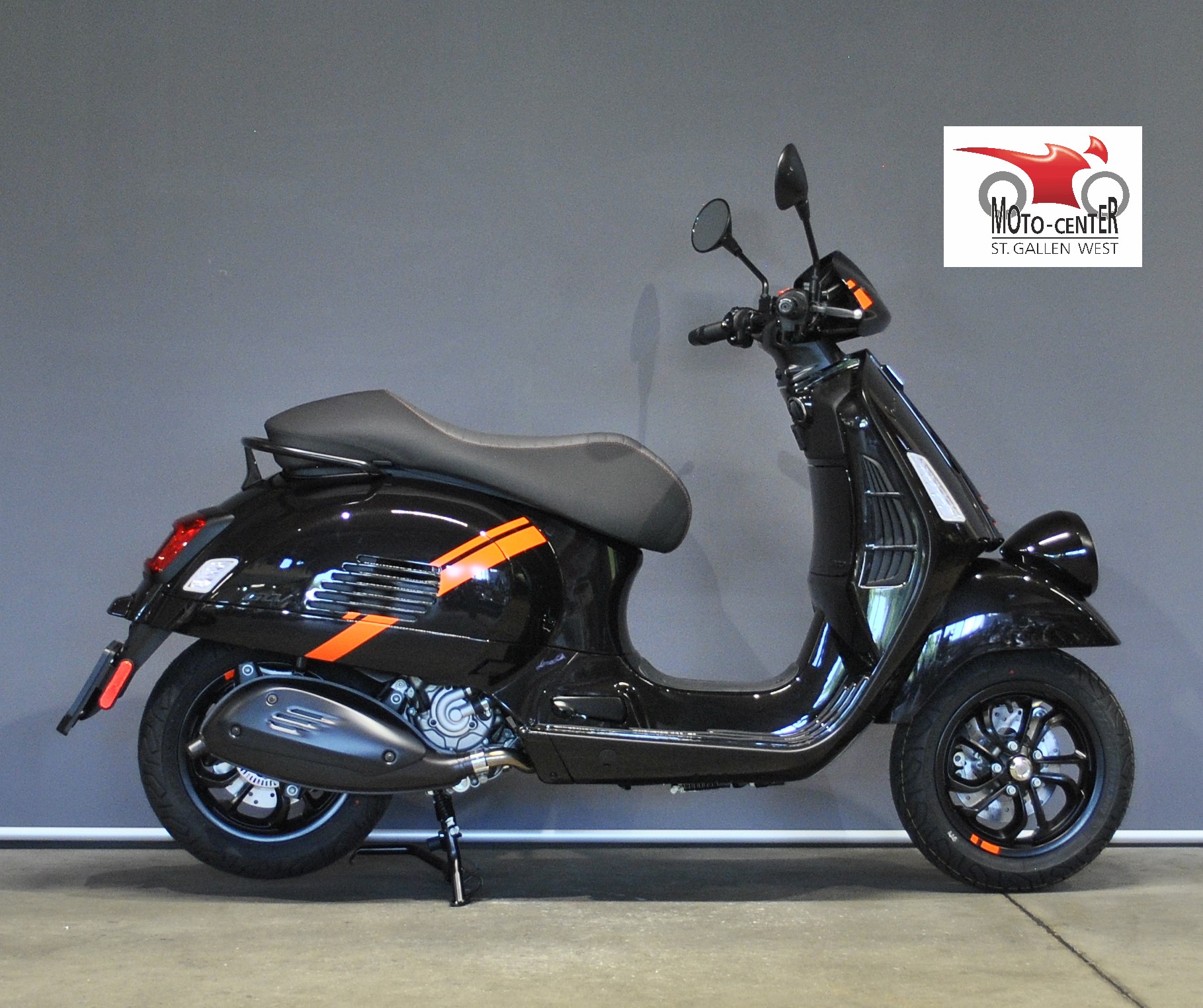 PIAGGIO Vespa GTV 300-showroom-element-1