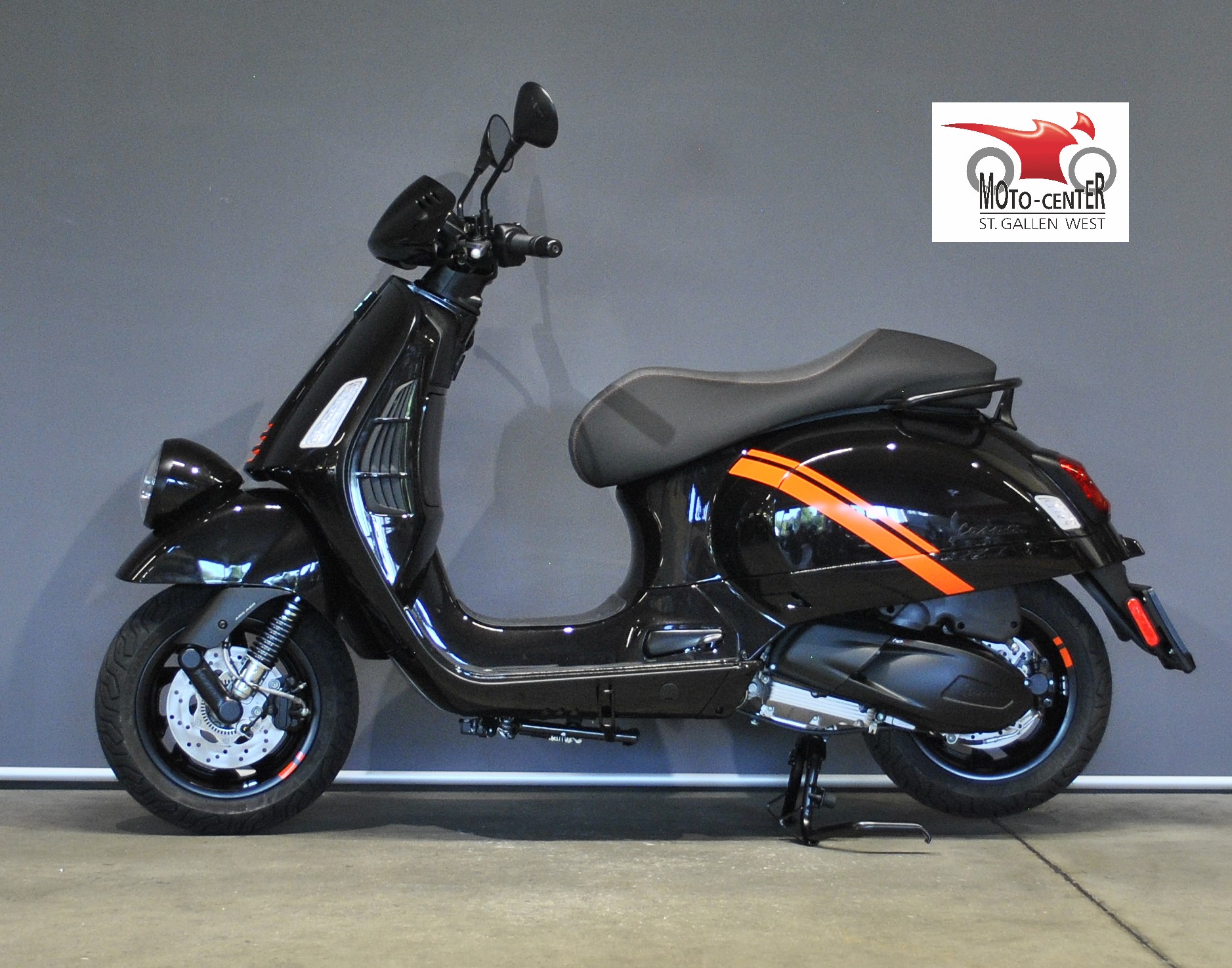 PIAGGIO Vespa GTV 300-showroom-element-2