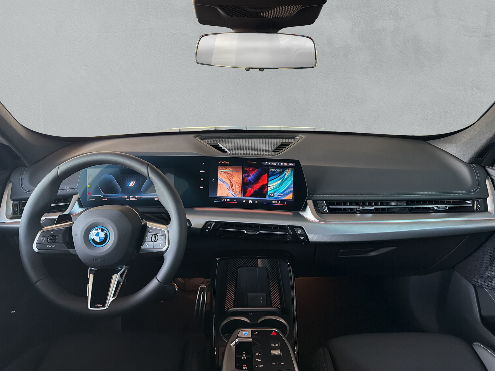BMW iX1 xDrive 30 M Sport-image-16