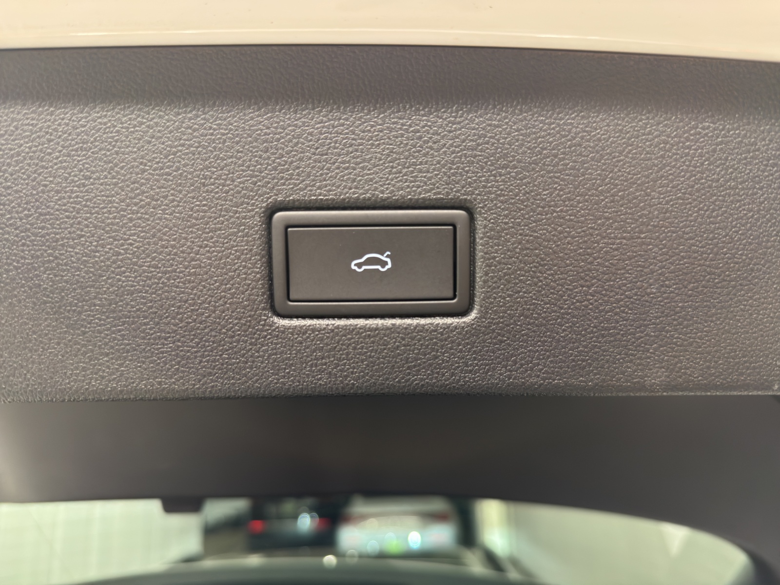 VW T-Roc 2.0 TSI R DSG 4motion-image-11